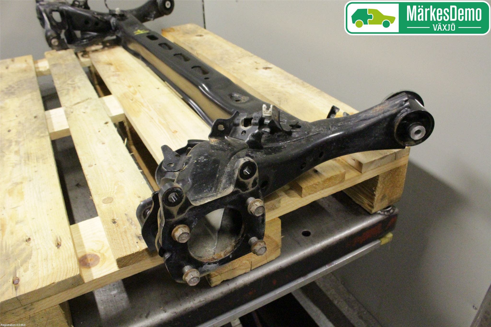 Suzuki SWIFT 17-24 Bakaxelbalk