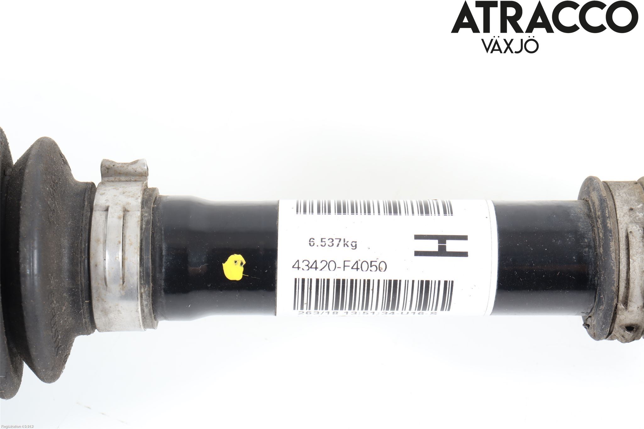 Toyota C-HR 16-23 Drivaxel Fram Vänster