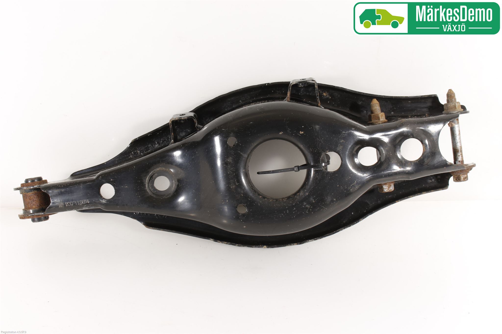 Toyota AVENSIS 16-18 Bärarm Bak Vänster
