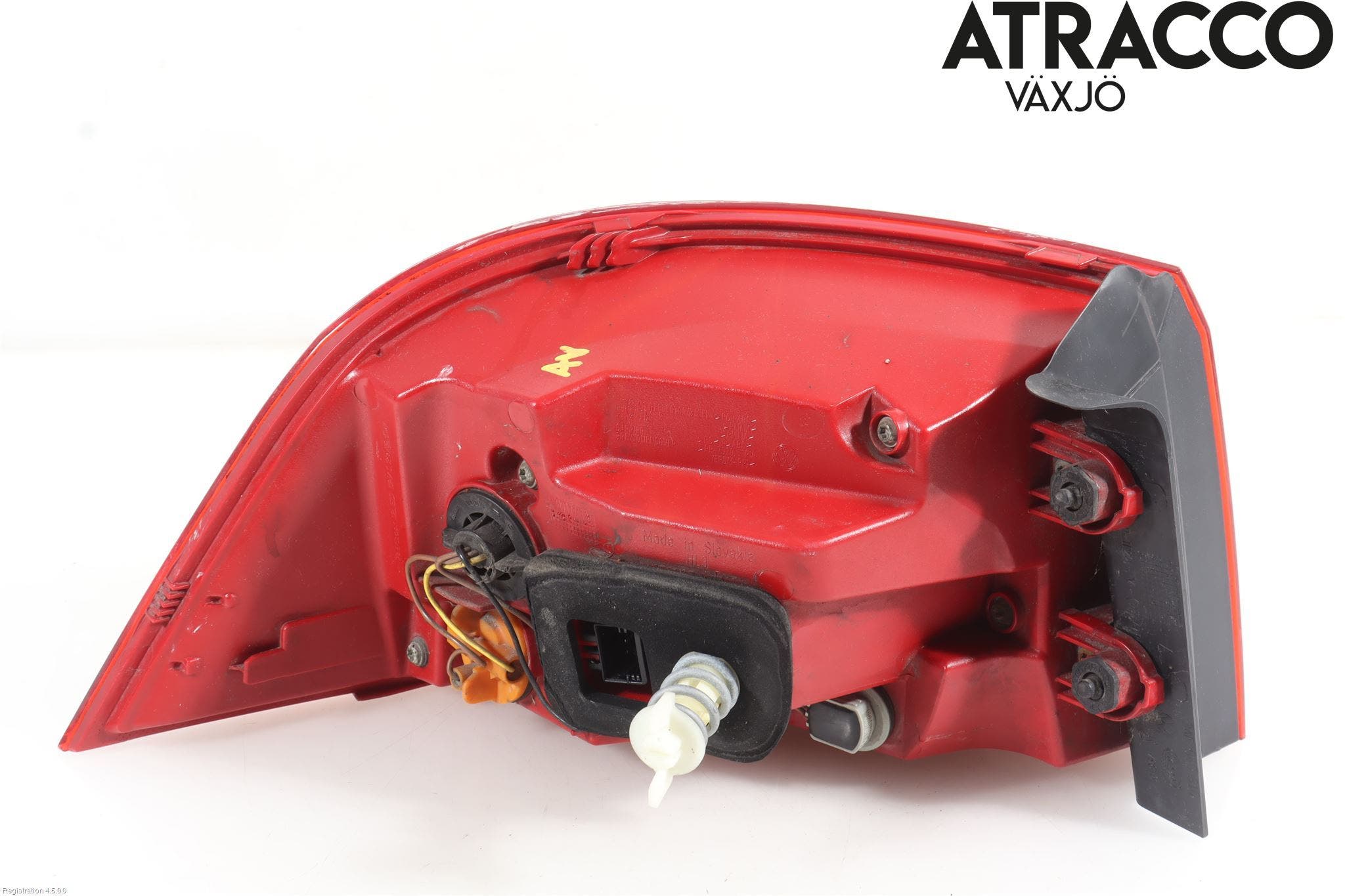 Volkswagen VW PASSAT 11-14 Bakljus Höger