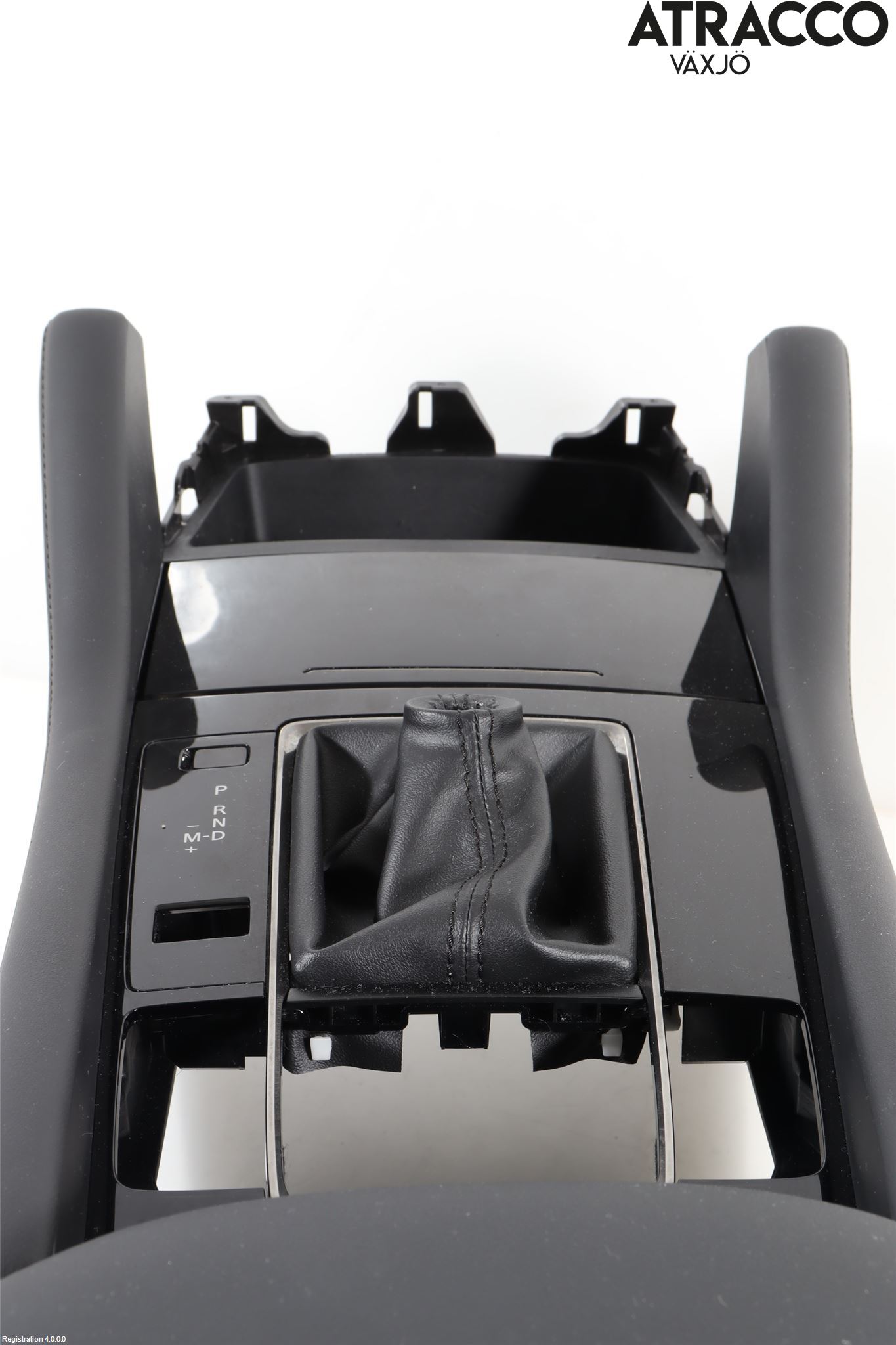 Mazda 3 IV 19- Instrumentkonsoll Golv