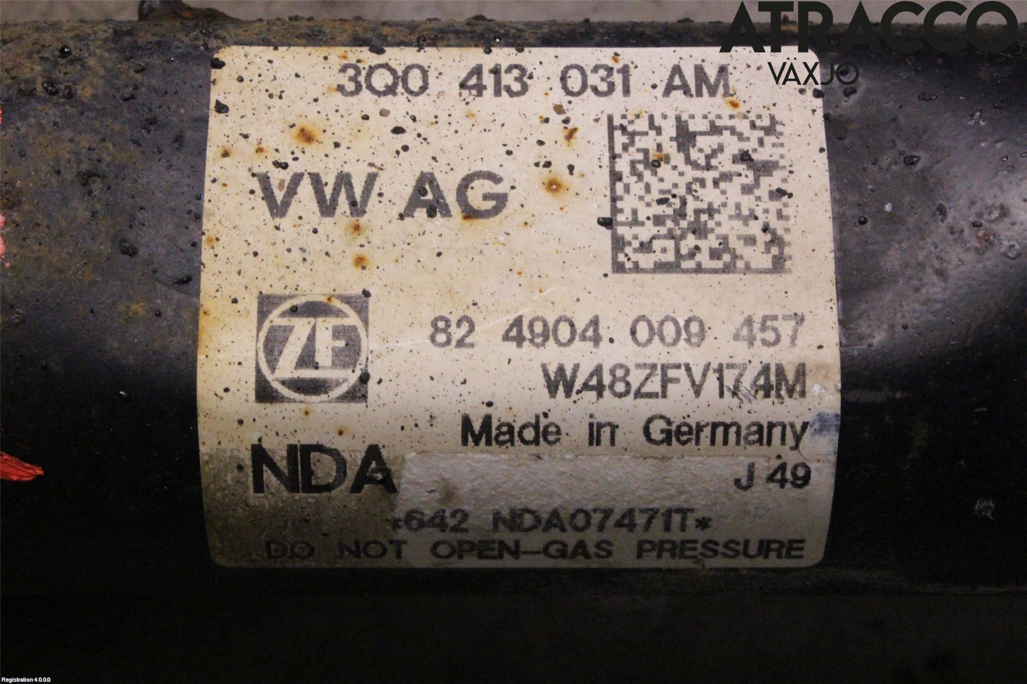 Volkswagen VW PASSAT 15-19 Fjäderben Fram Vänster