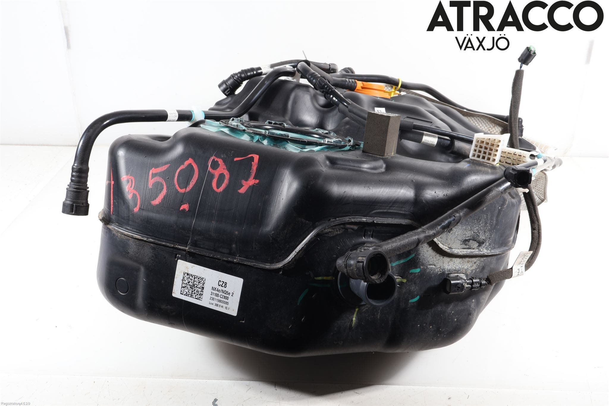 Toyota HILUX 16- Bränsletank Diesel