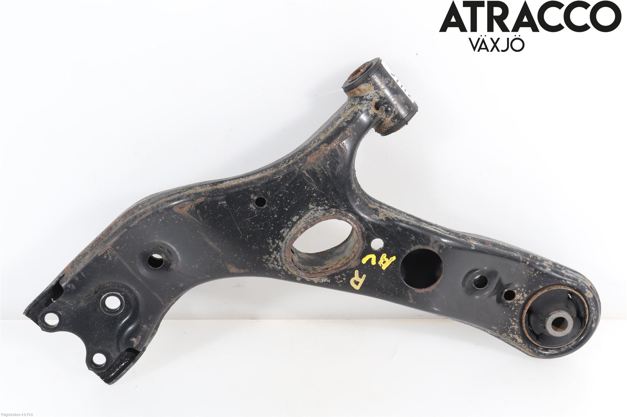 Toyota RAV4 13-18 Bärarm Fram Undre Hö