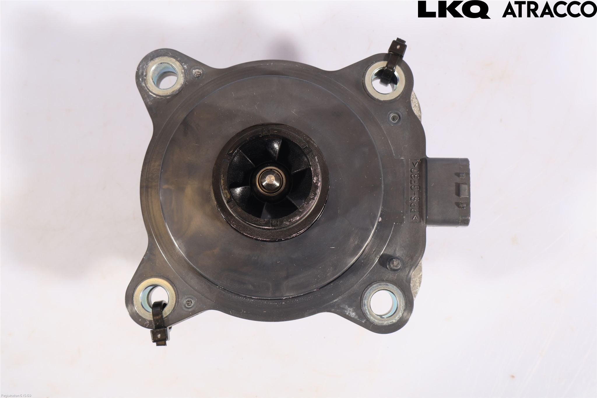 Toyota YARIS XP21 20- Vattenpump