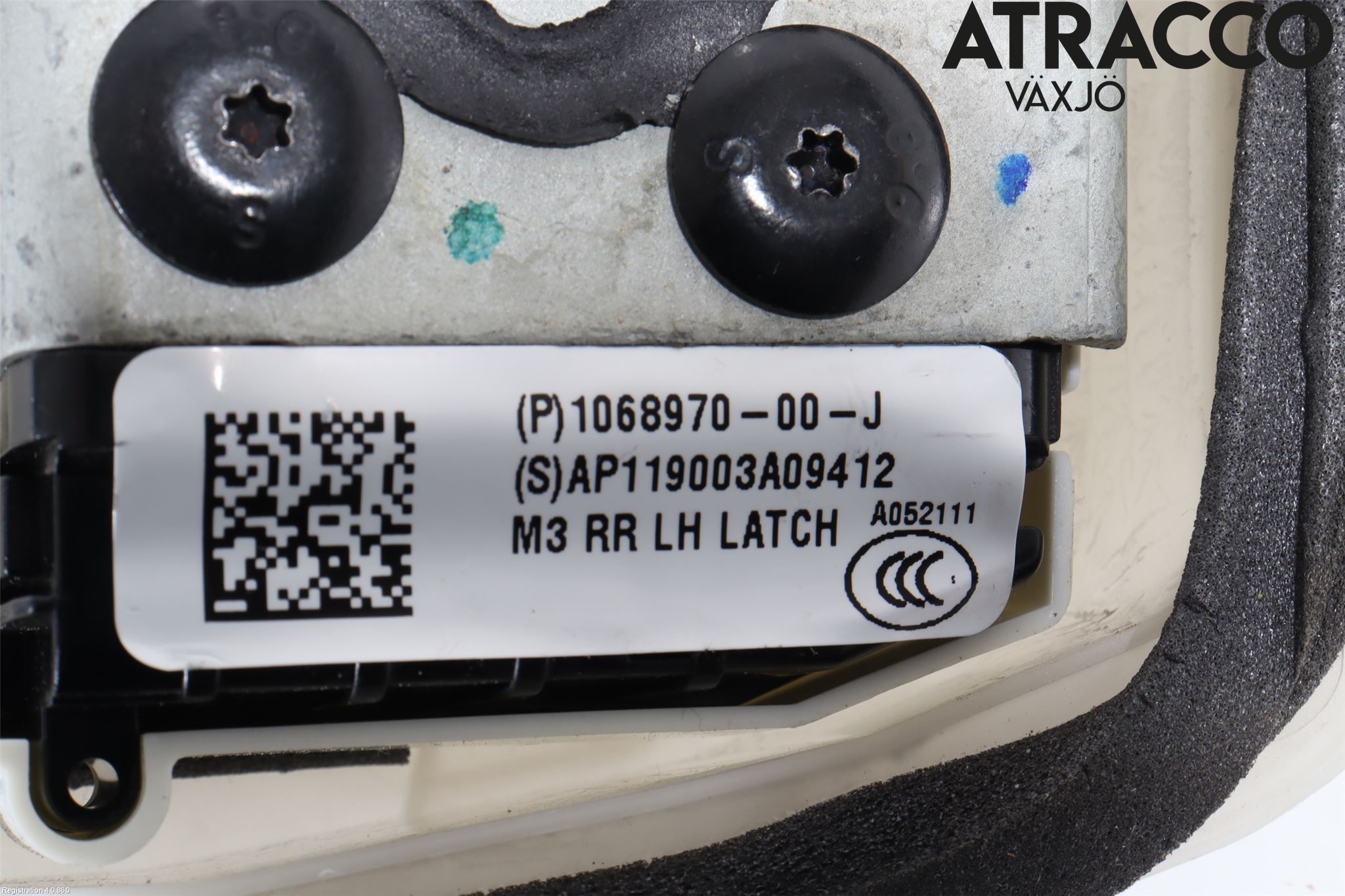 Tesla MODEL 3 17- Låskista-Dörrlås