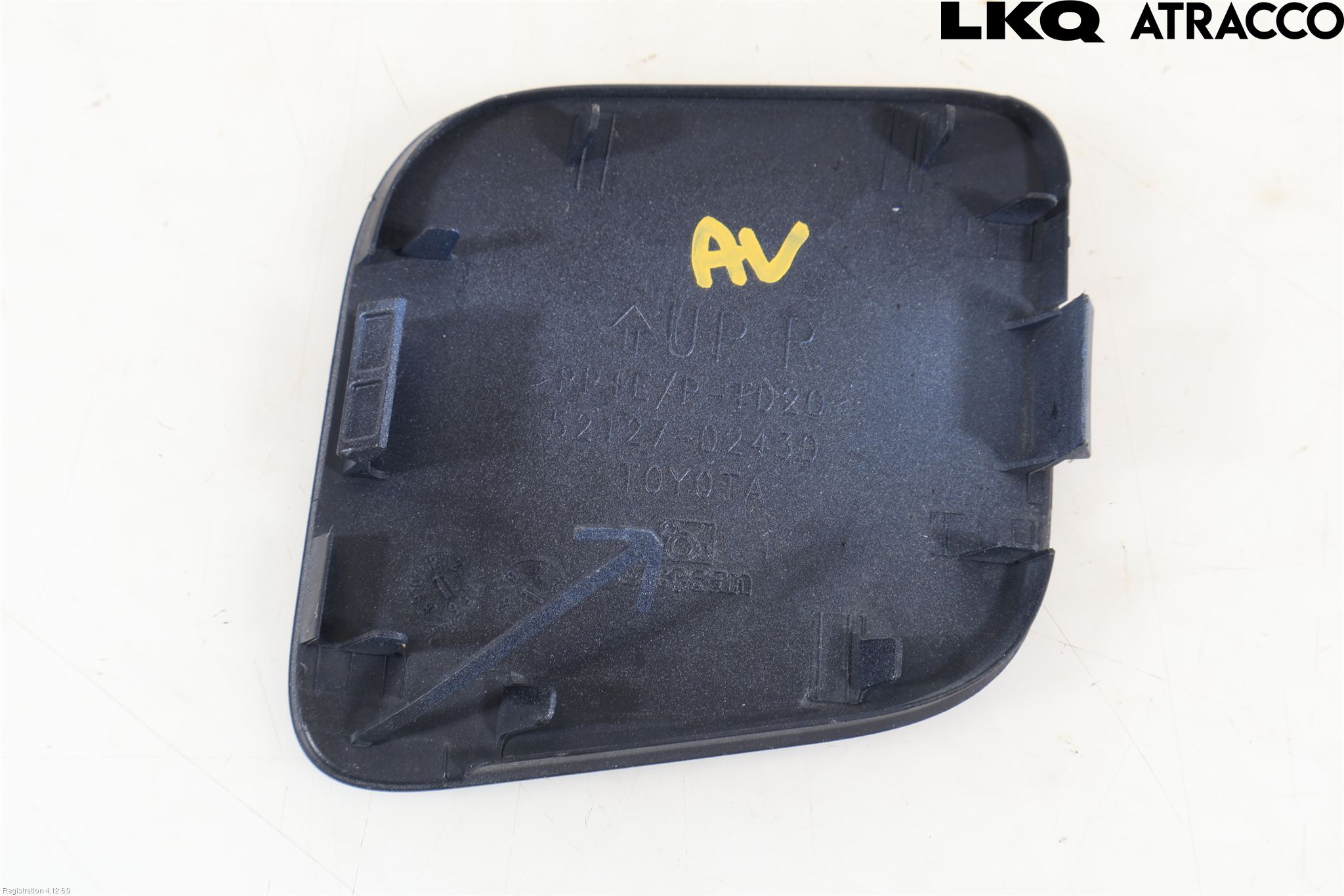 Toyota AURIS 13-19 Stötfångardel Fram Hö