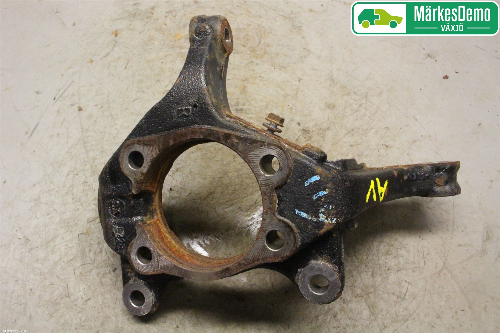 Toyota AVENSIS 16-18 Styrspindel Lagerhus Hö
