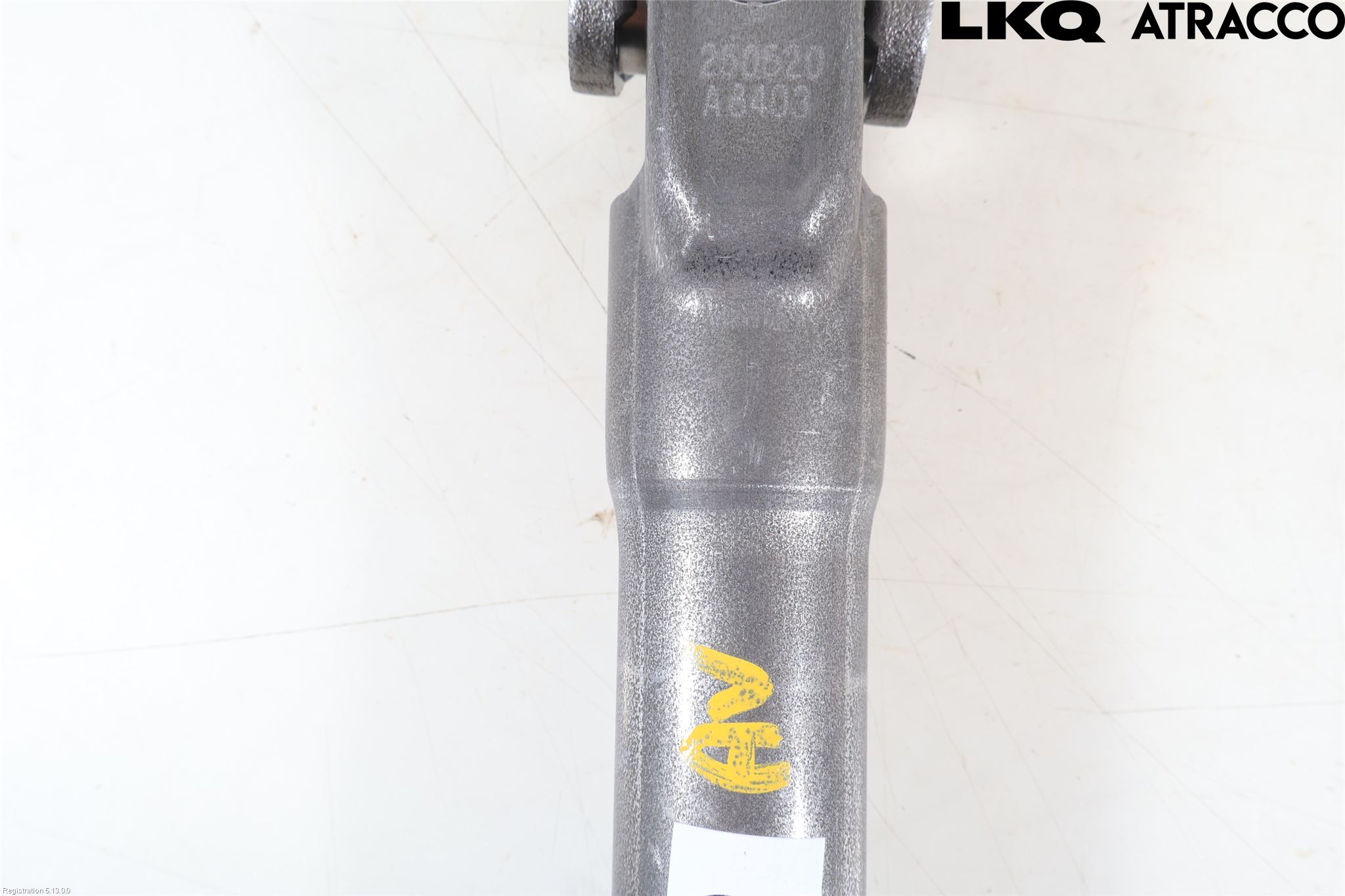 Toyota YARIS XP21 20- Rattaxelknut