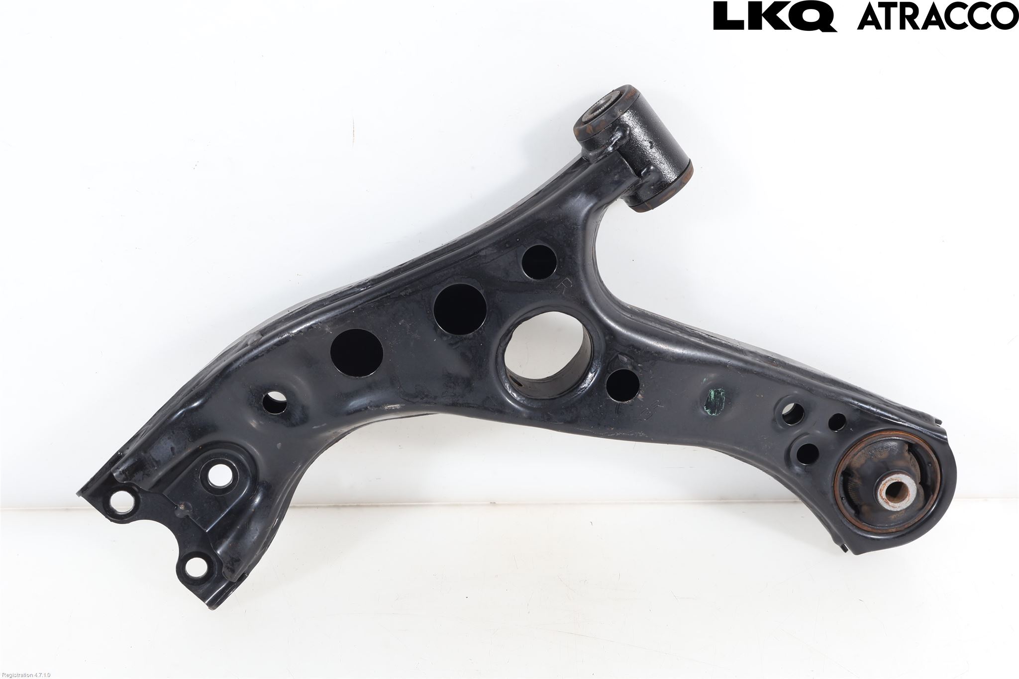 Toyota COROLLA CROSS XG10 22- Bärarm Fram Undre Hö