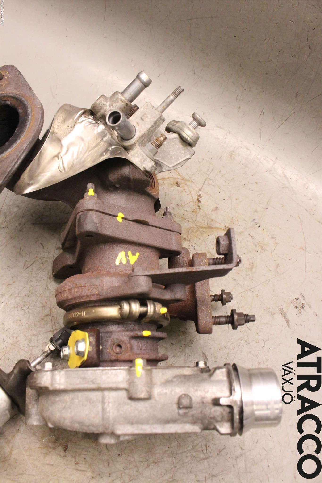 Opel VIVARO 01-14 Turboaggregat