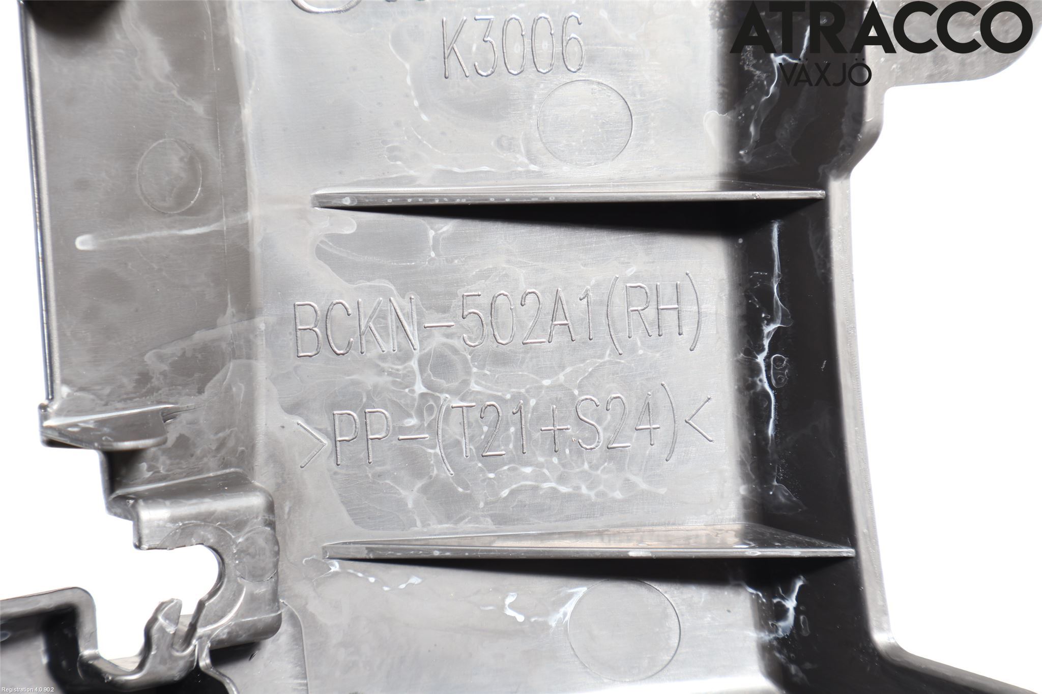 Mazda 3 IV 19- Stötfångardel Bak Hö