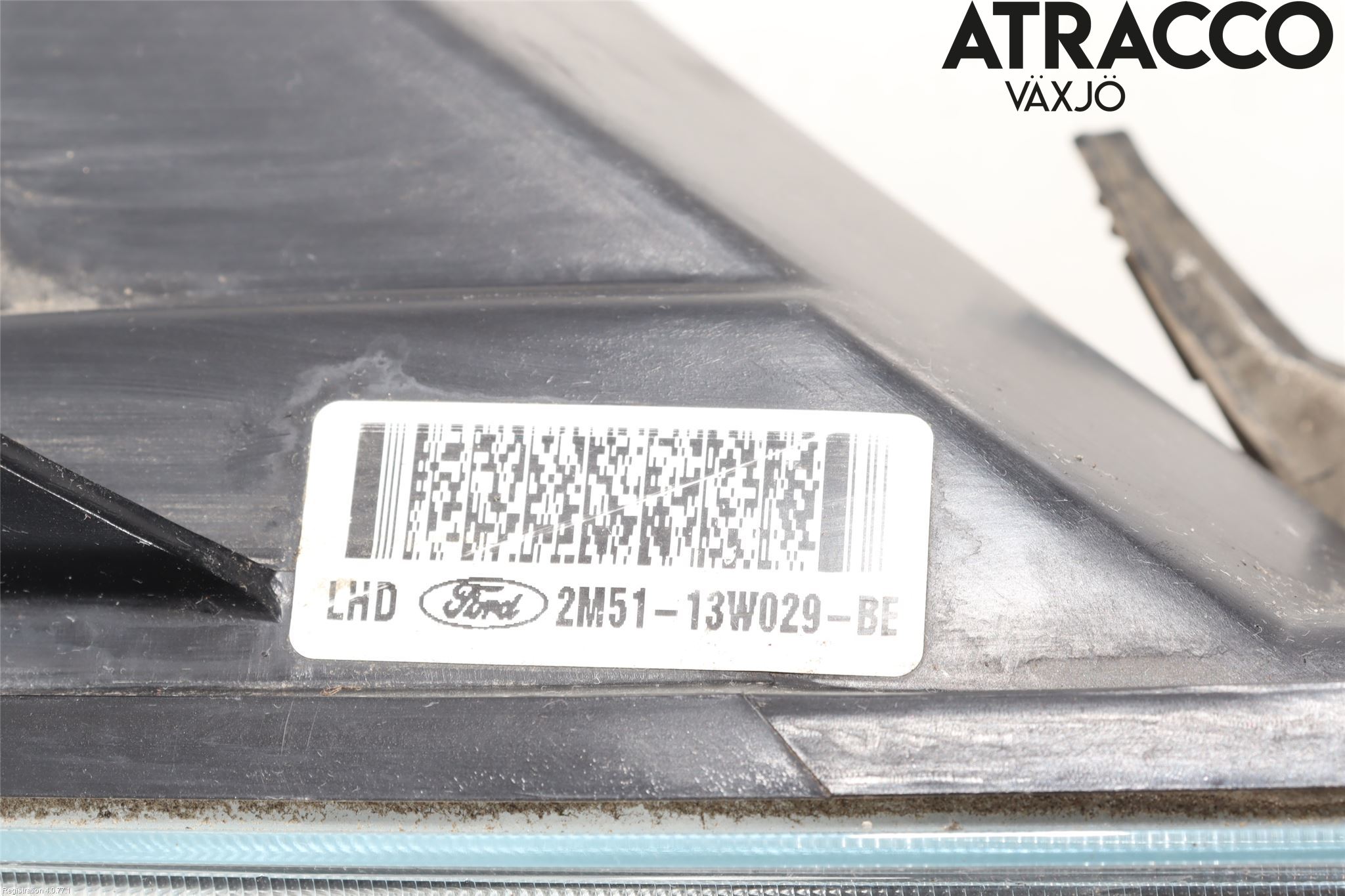 Ford FOCUS     99-04 Strålkastare Höger