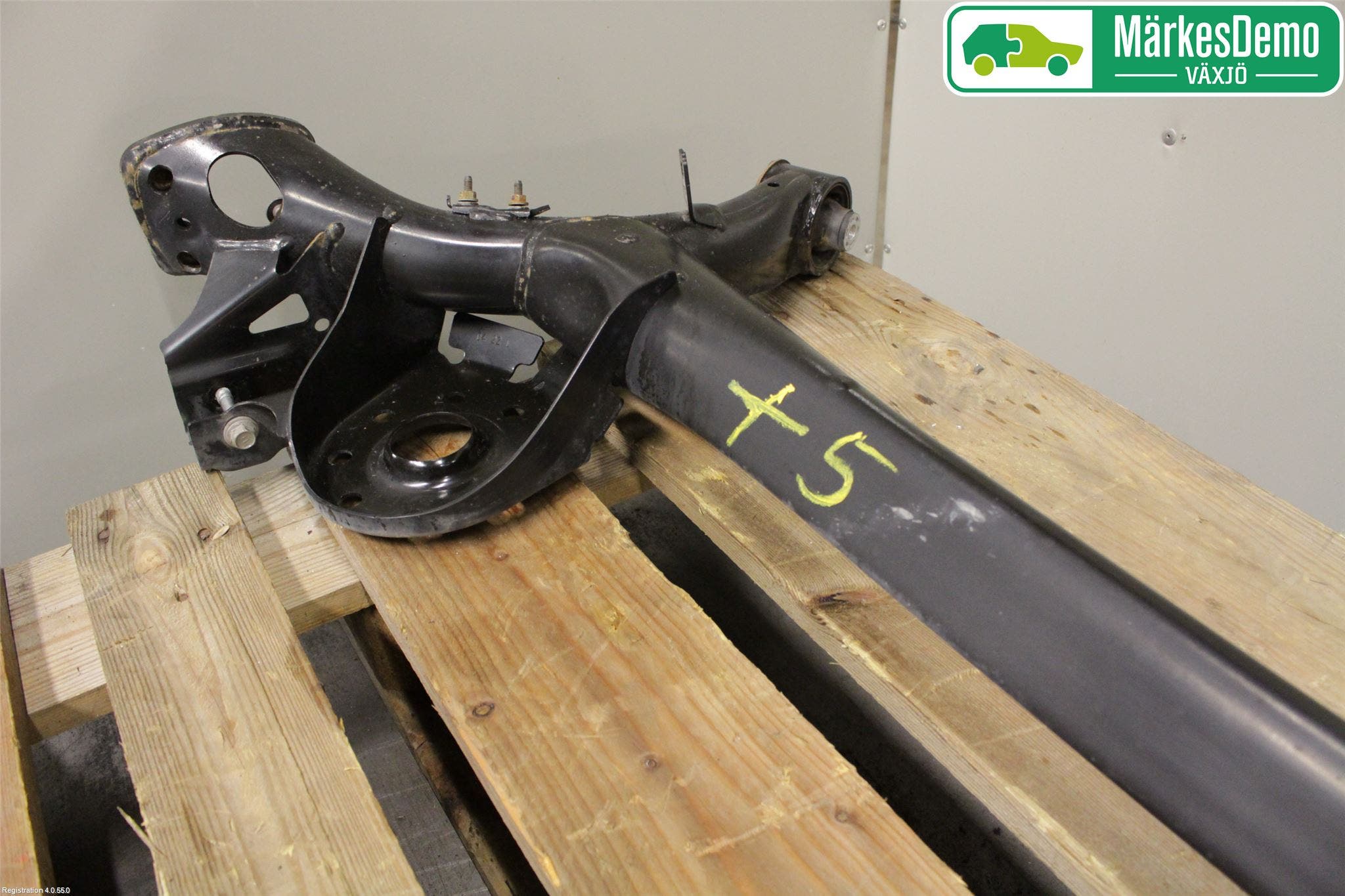 Toyota YARIS XP130 15-20 Bakaxelbalk