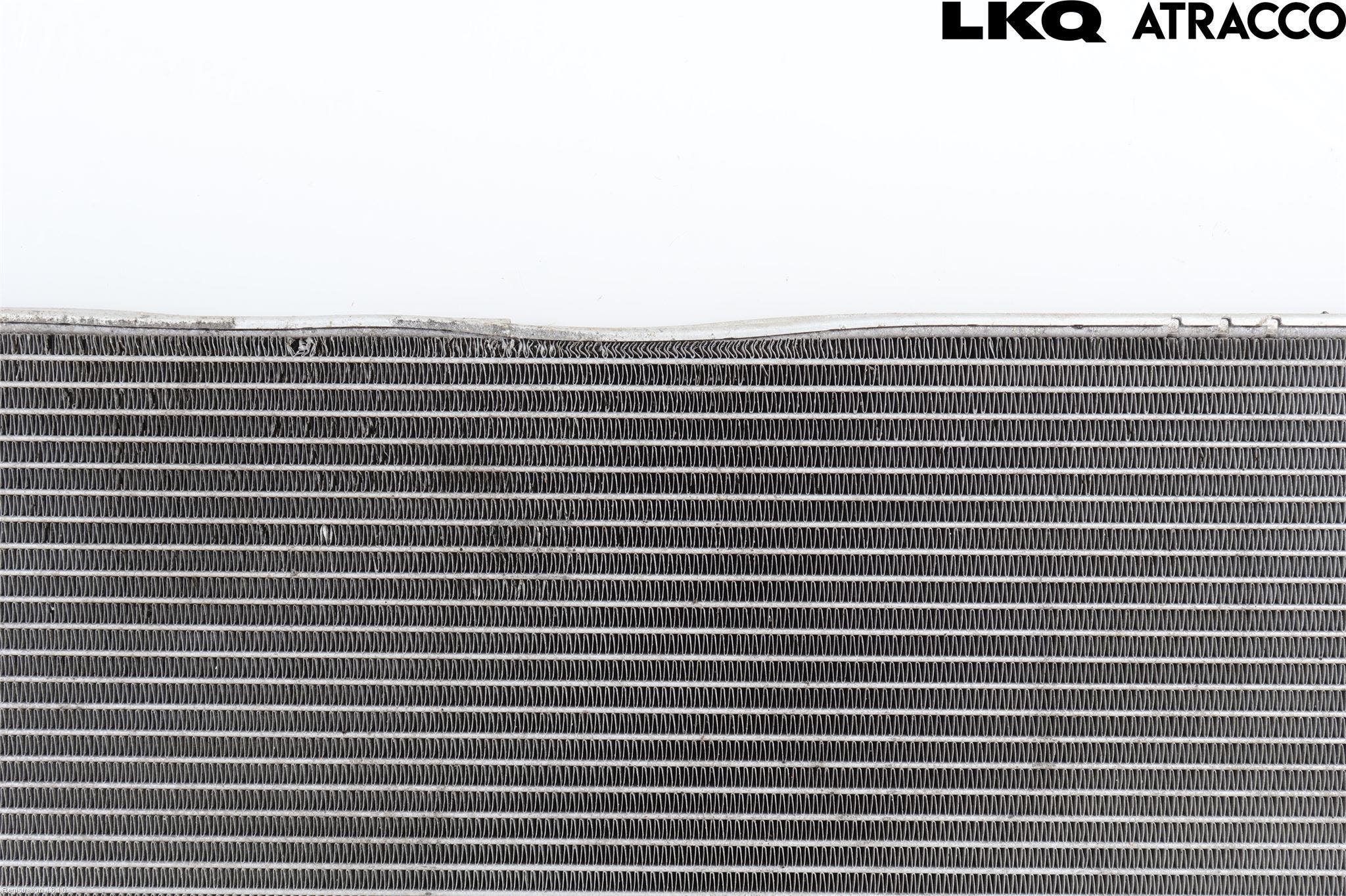 Volkswagen VW PASSAT 11-14 Kylare Aut