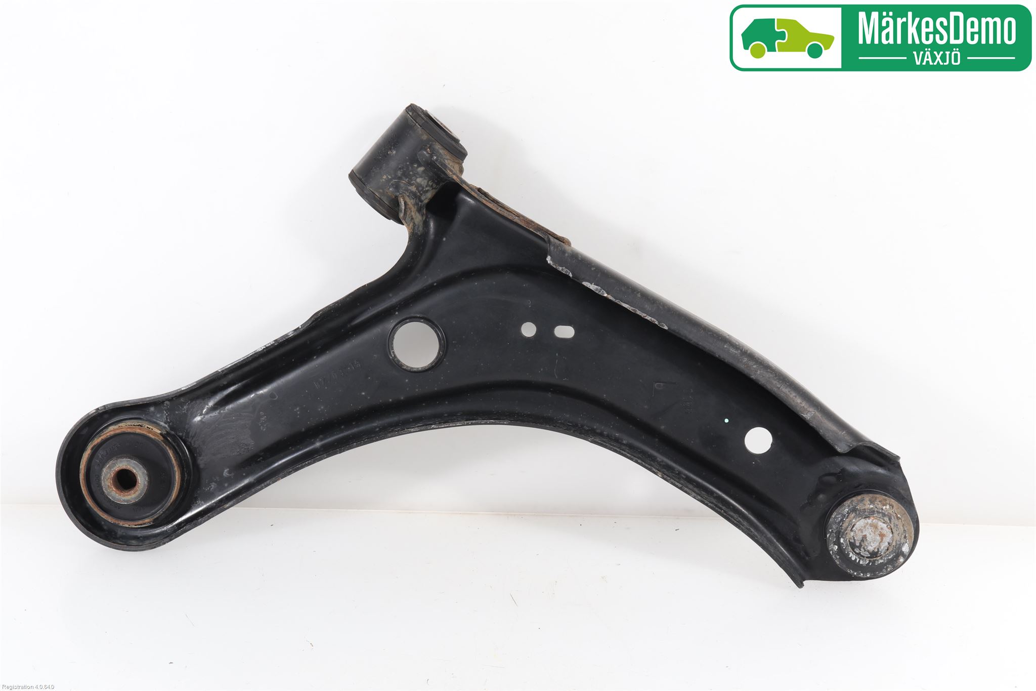 Suzuki VITARA 15- Bärarm Fram Undre Vä