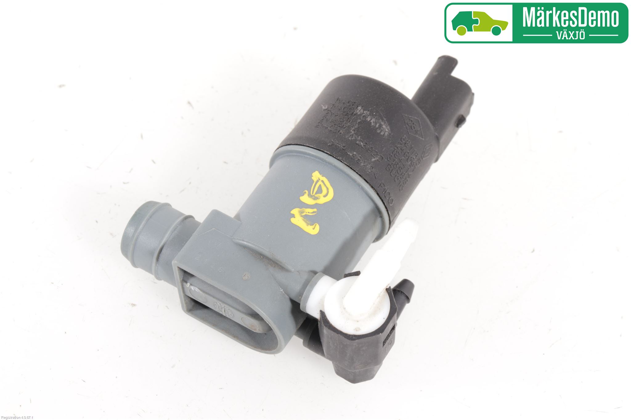Nissan QASHQAI 14-17 Spolarpump Vindruta