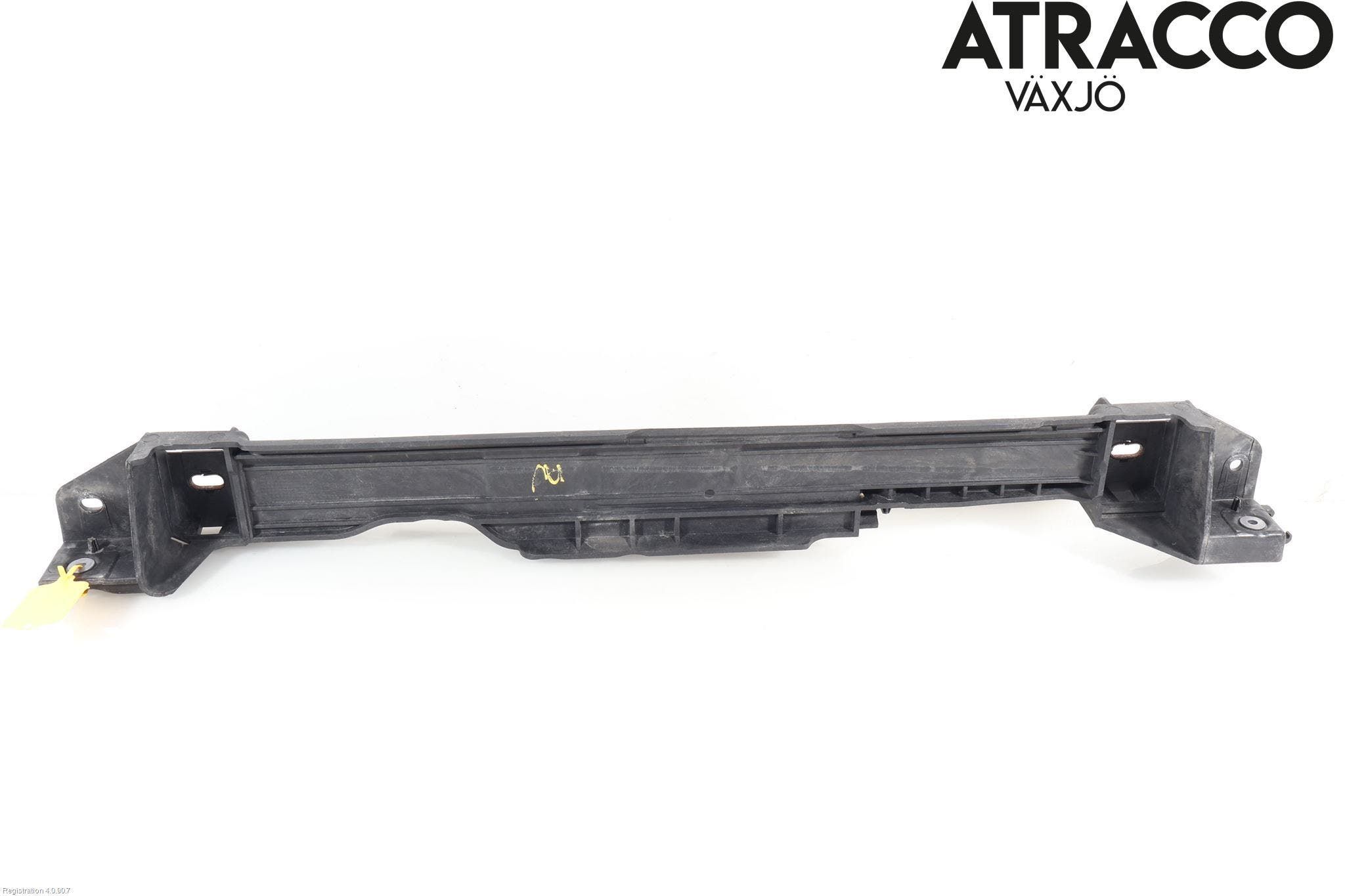 Peugeot 308 14-21 Frontplåt Övre