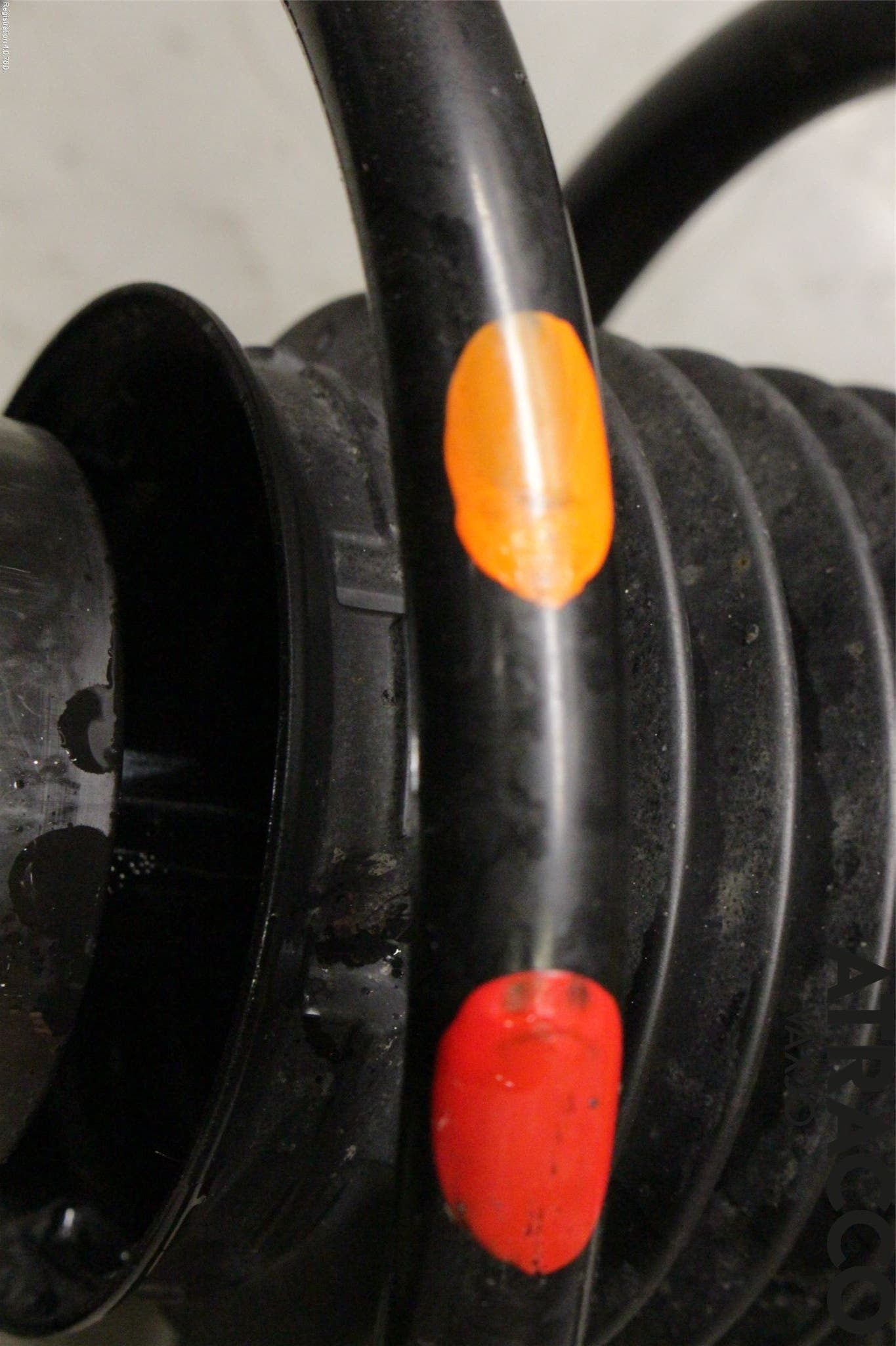 Mazda CX-3 Fjäderben Fram Höger