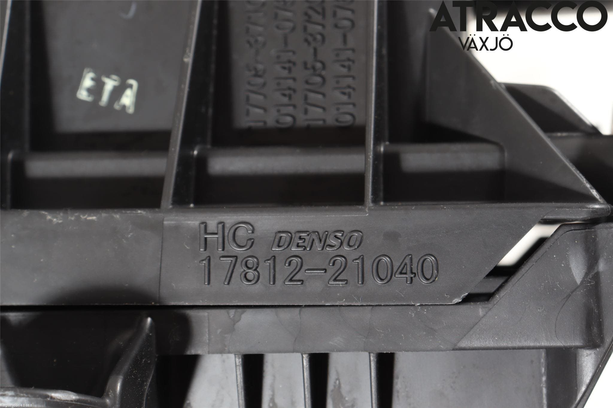 Toyota PRIUS (ZVW50) 16-21 Luftrenare