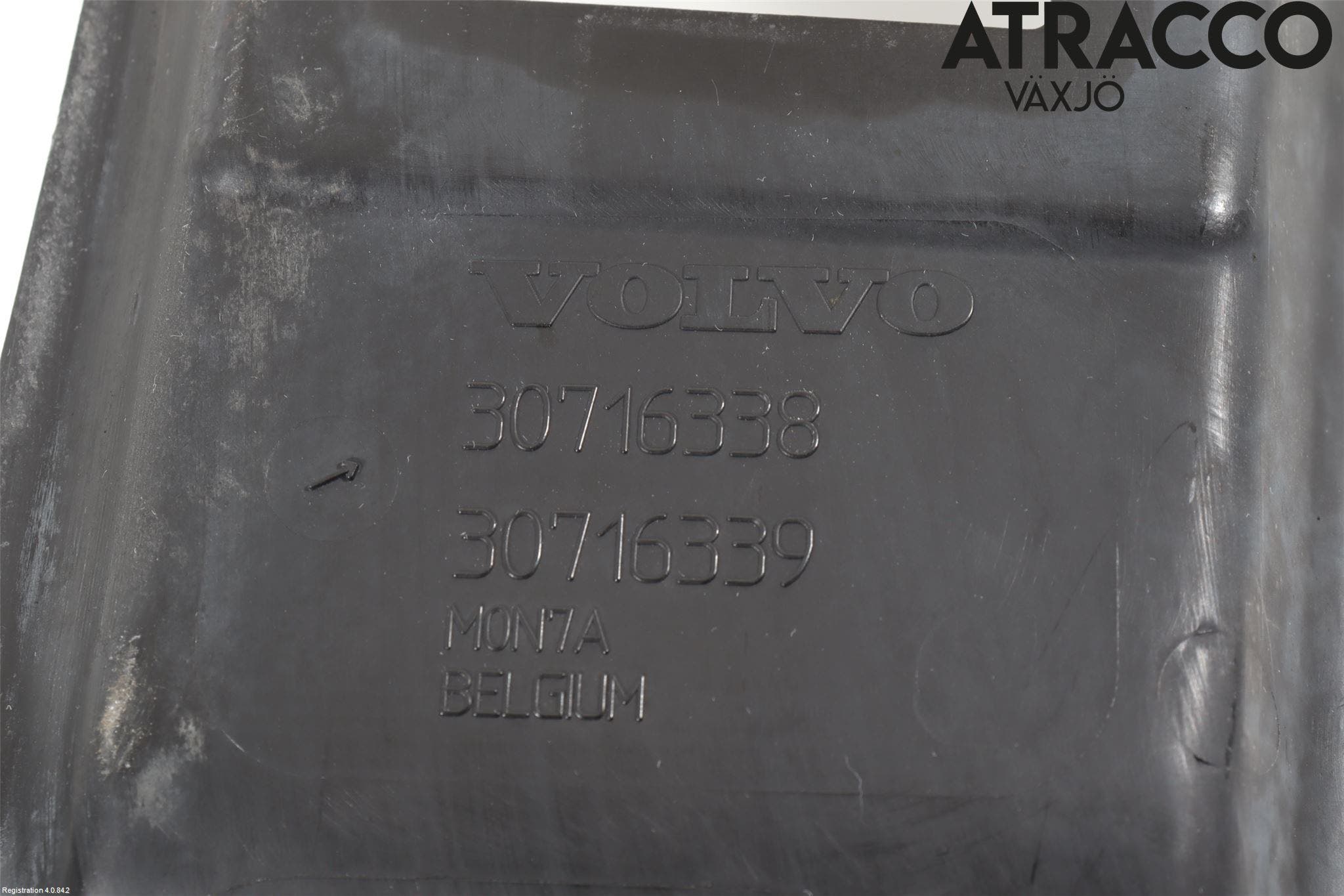 Volvo V50 04-07 Frontplåt Övre