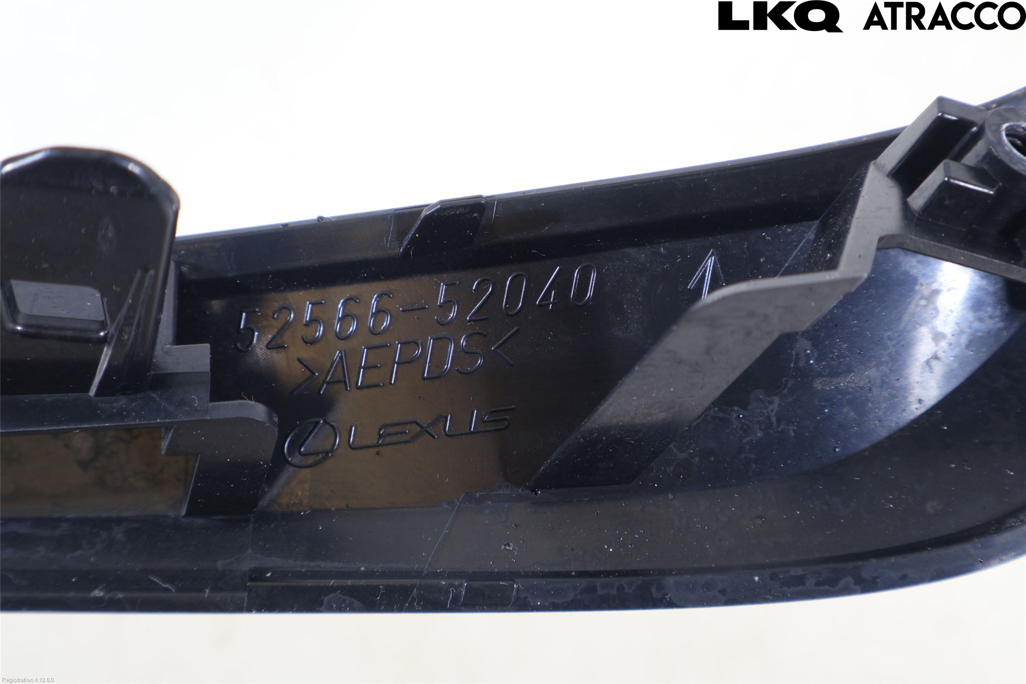 Lexus LBX 24- Stötfångardel Bak Vä
