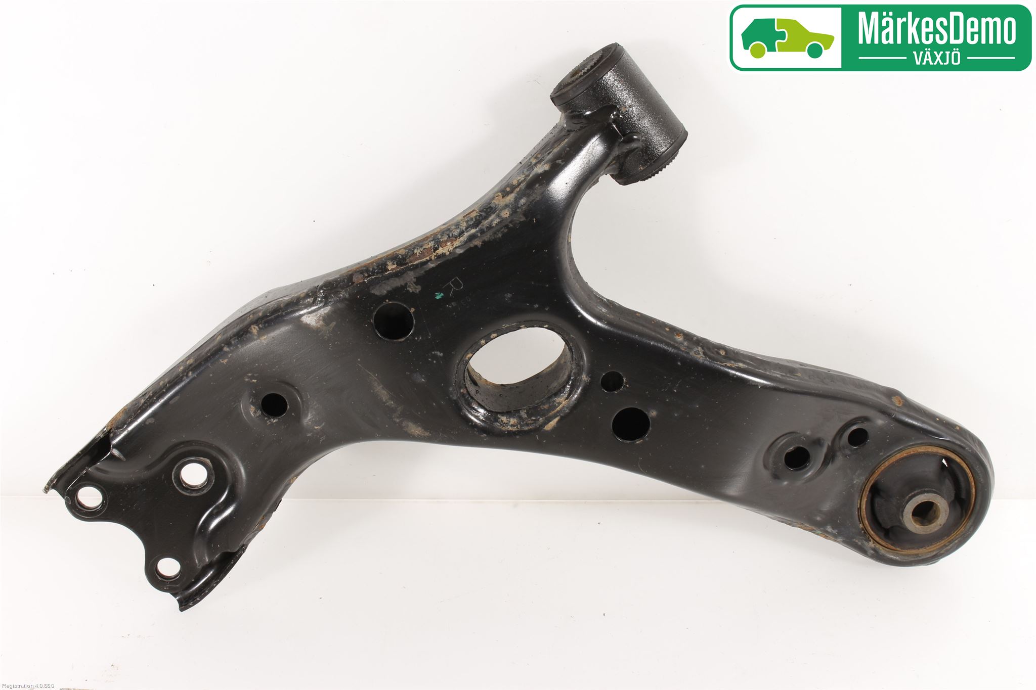 Toyota AURIS 13-19 Bärarm Fram Undre Hö