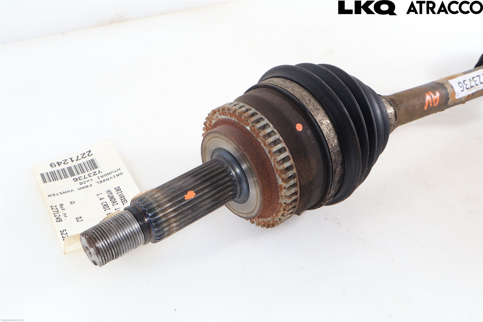 Hyundai ix20 Drivaxel Fram Vänster