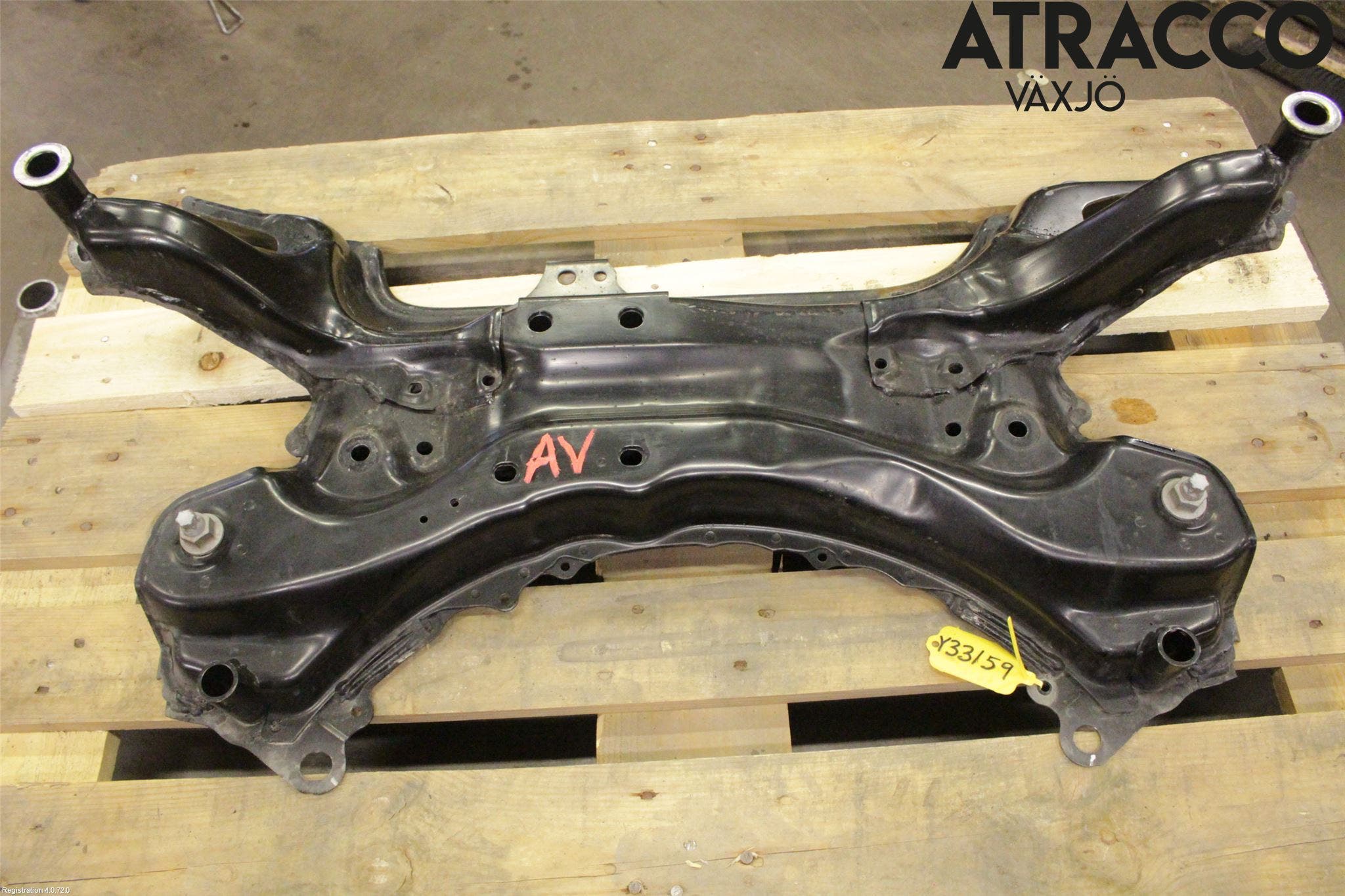 Toyota RAV4 13-18 Framvagnsbalk