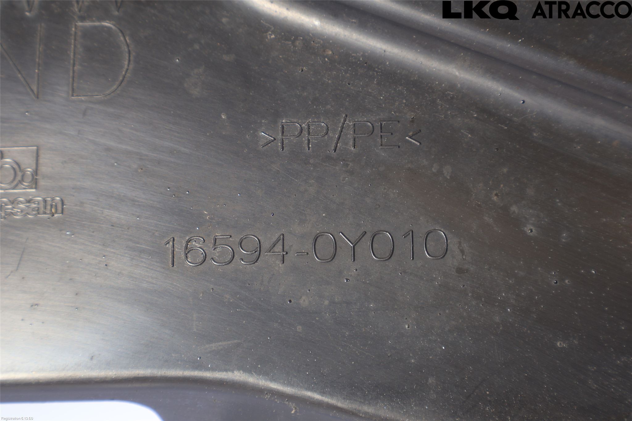 Toyota AURIS 13-19 Täckplast Front