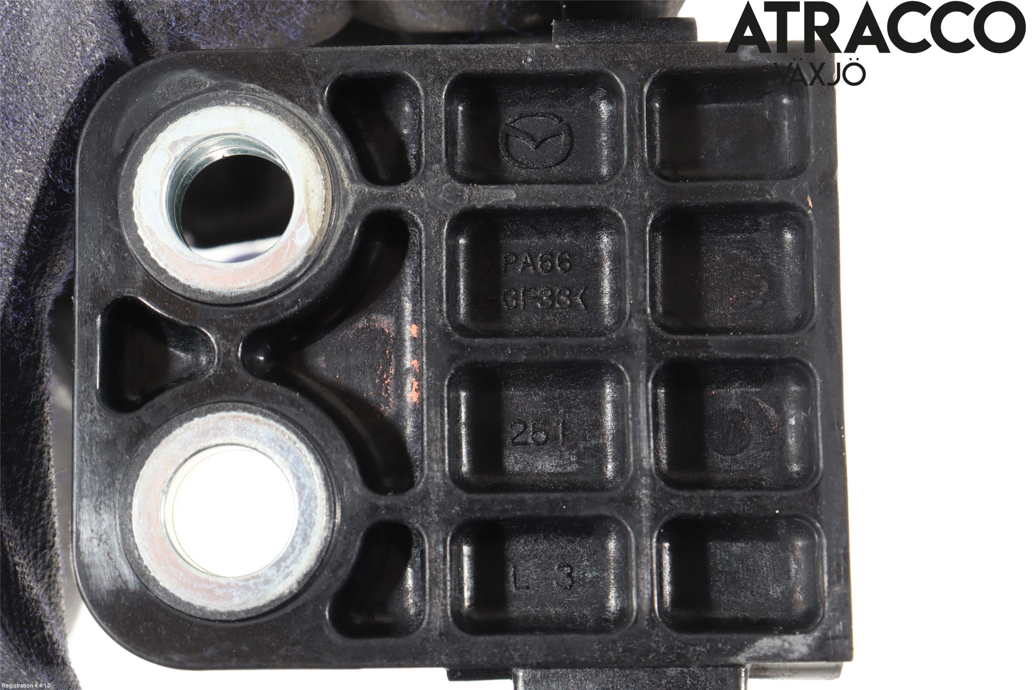 Mazda 3 IV 19- Kylarfäste-Ram-Balk