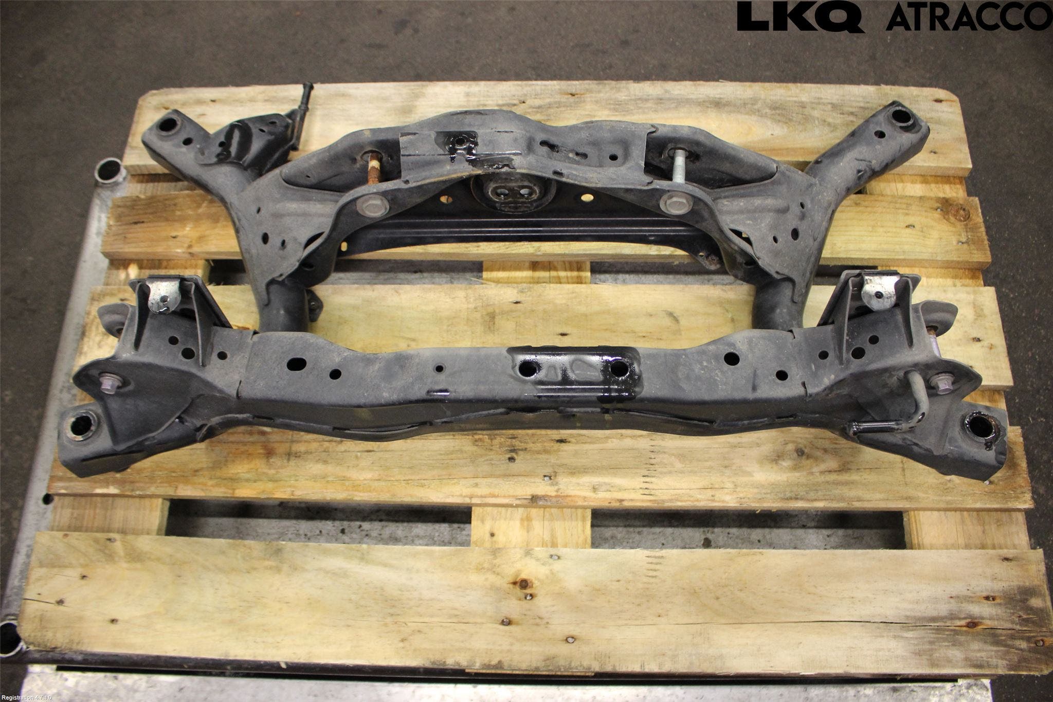 Toyota COROLLA CROSS XG10 22- Bakaxelbalk