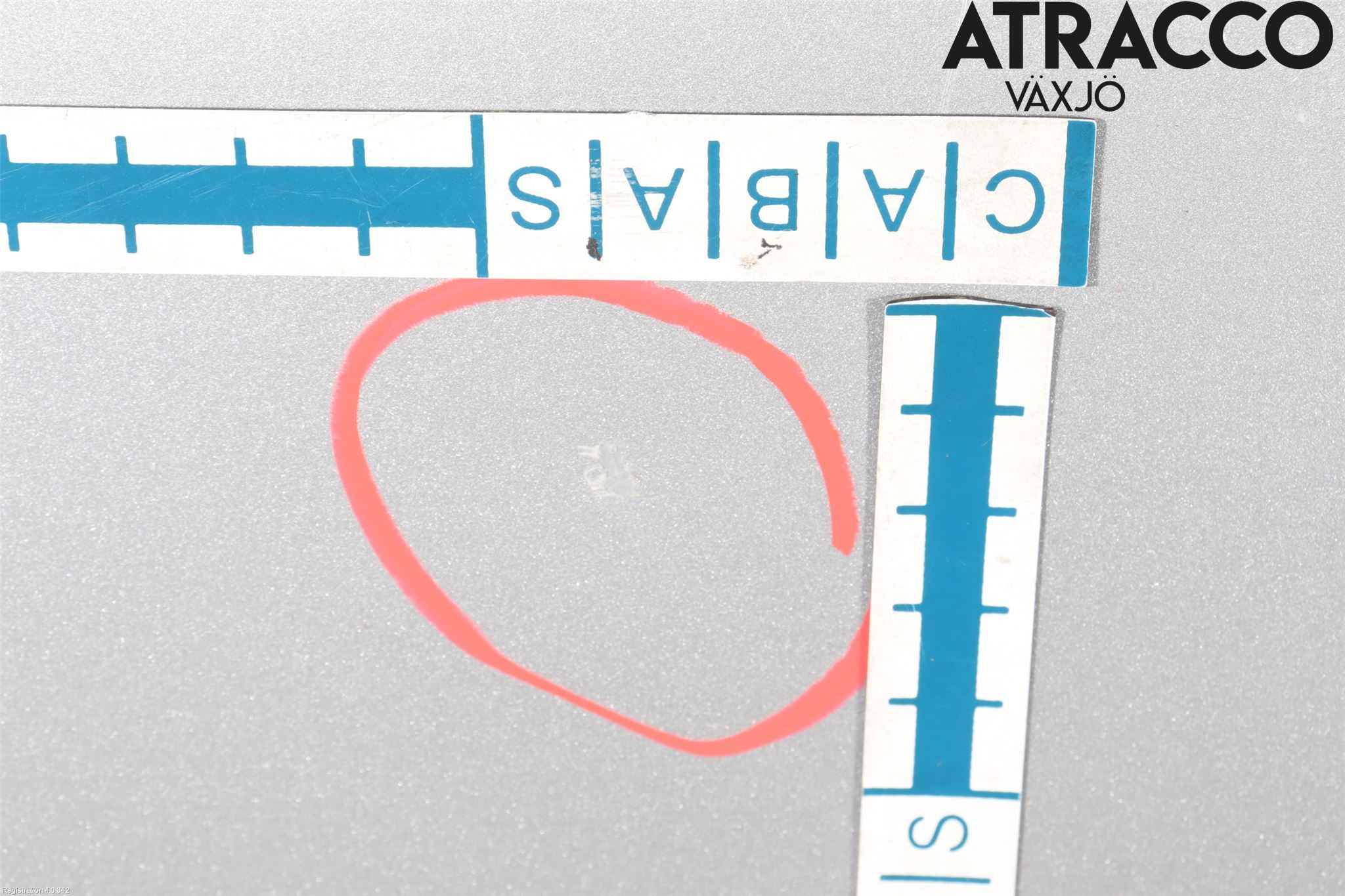 Toyota HI-ACE 06-12 Dörr Fram Höger