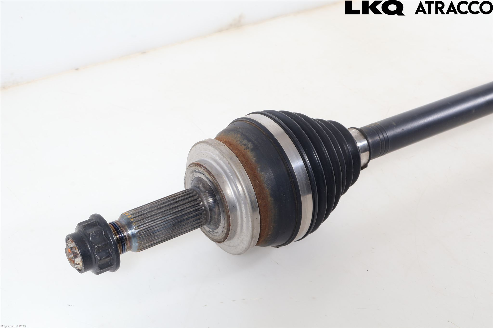 Lexus LBX 24- Drivaxel Fram Höger