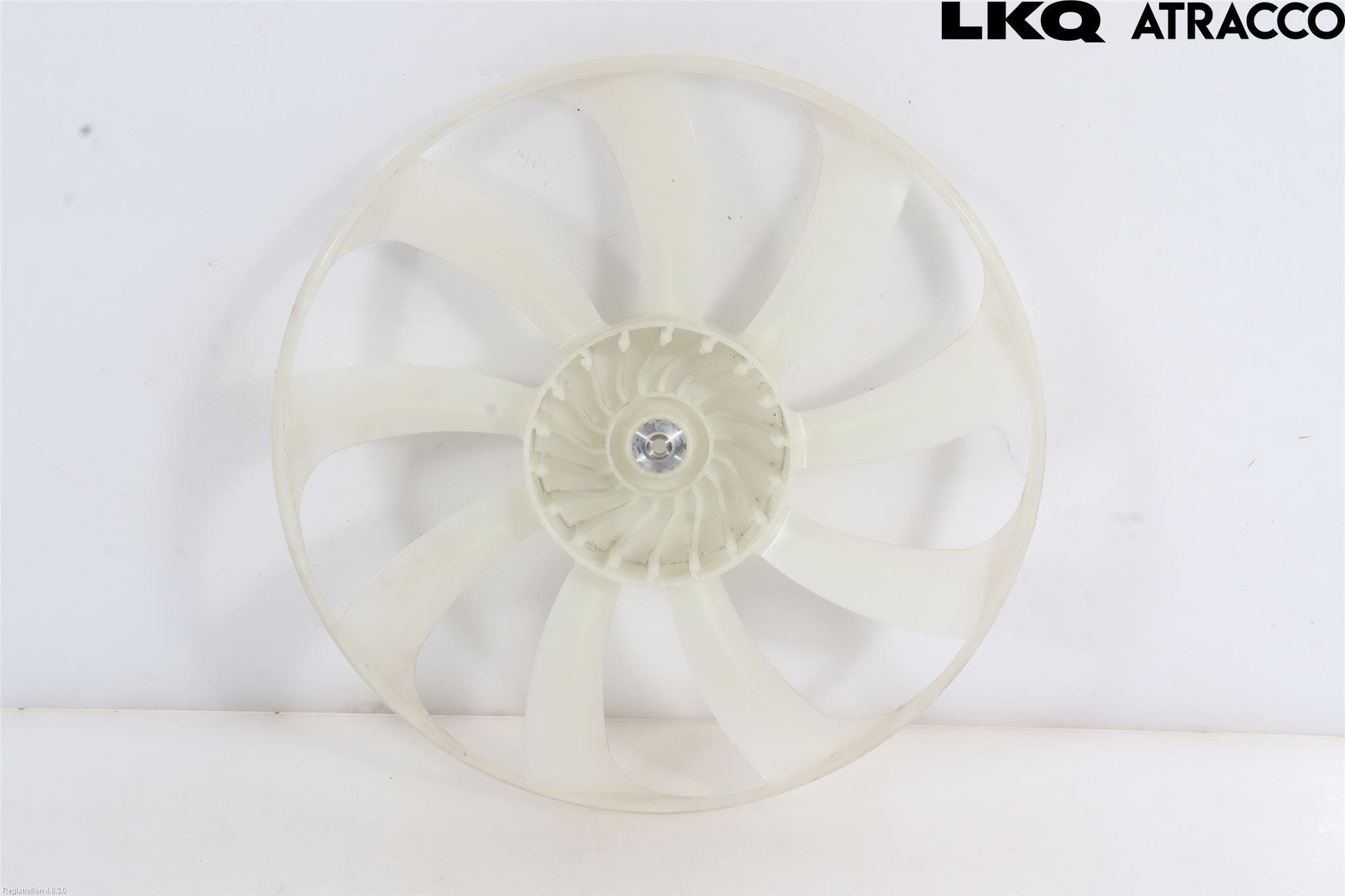 Toyota YARIS XP21 20- Kylfläkt-Vinge