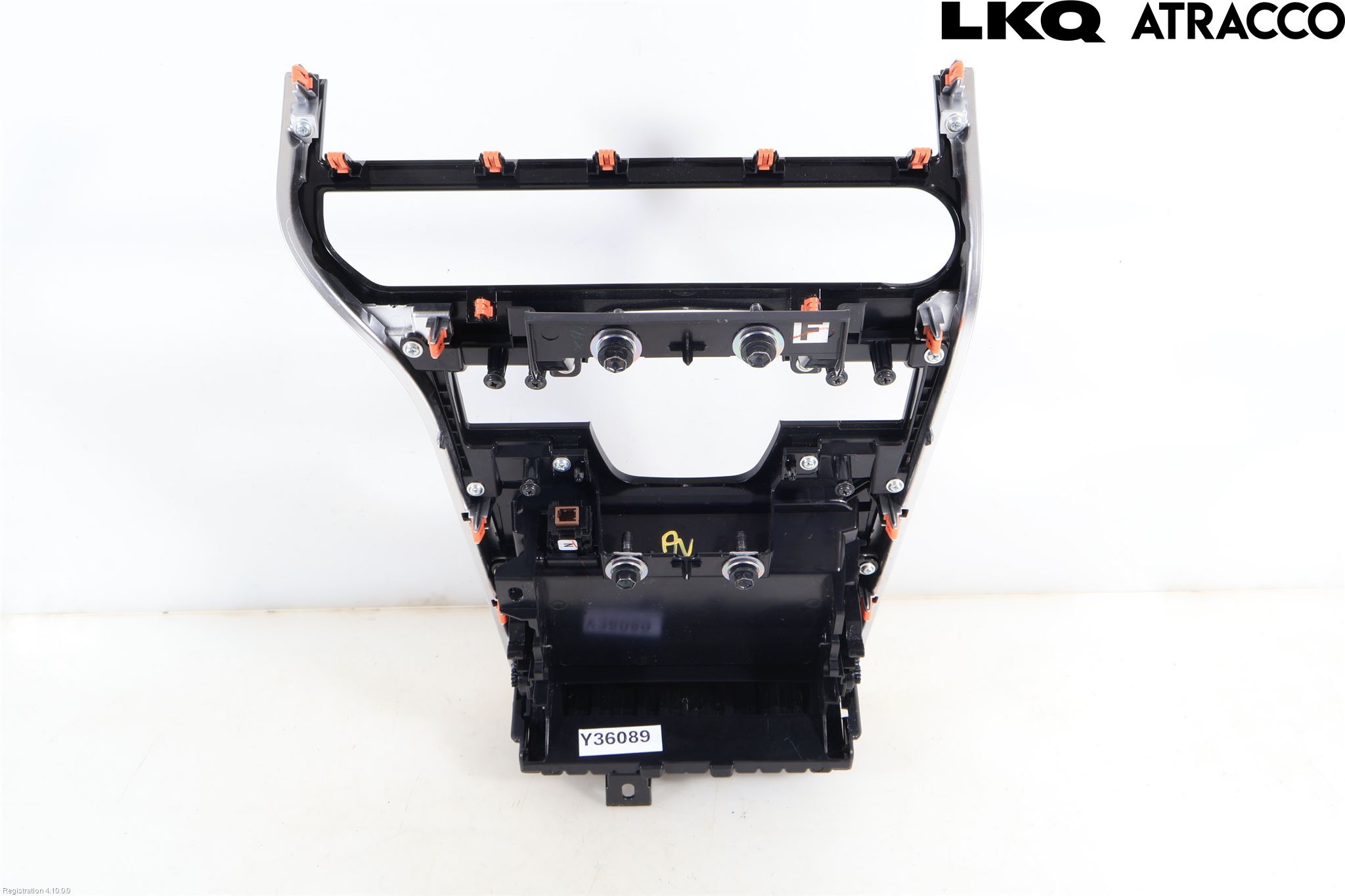 Toyota bZ4X EA10 22- Instrumentkonsoll Mitt
