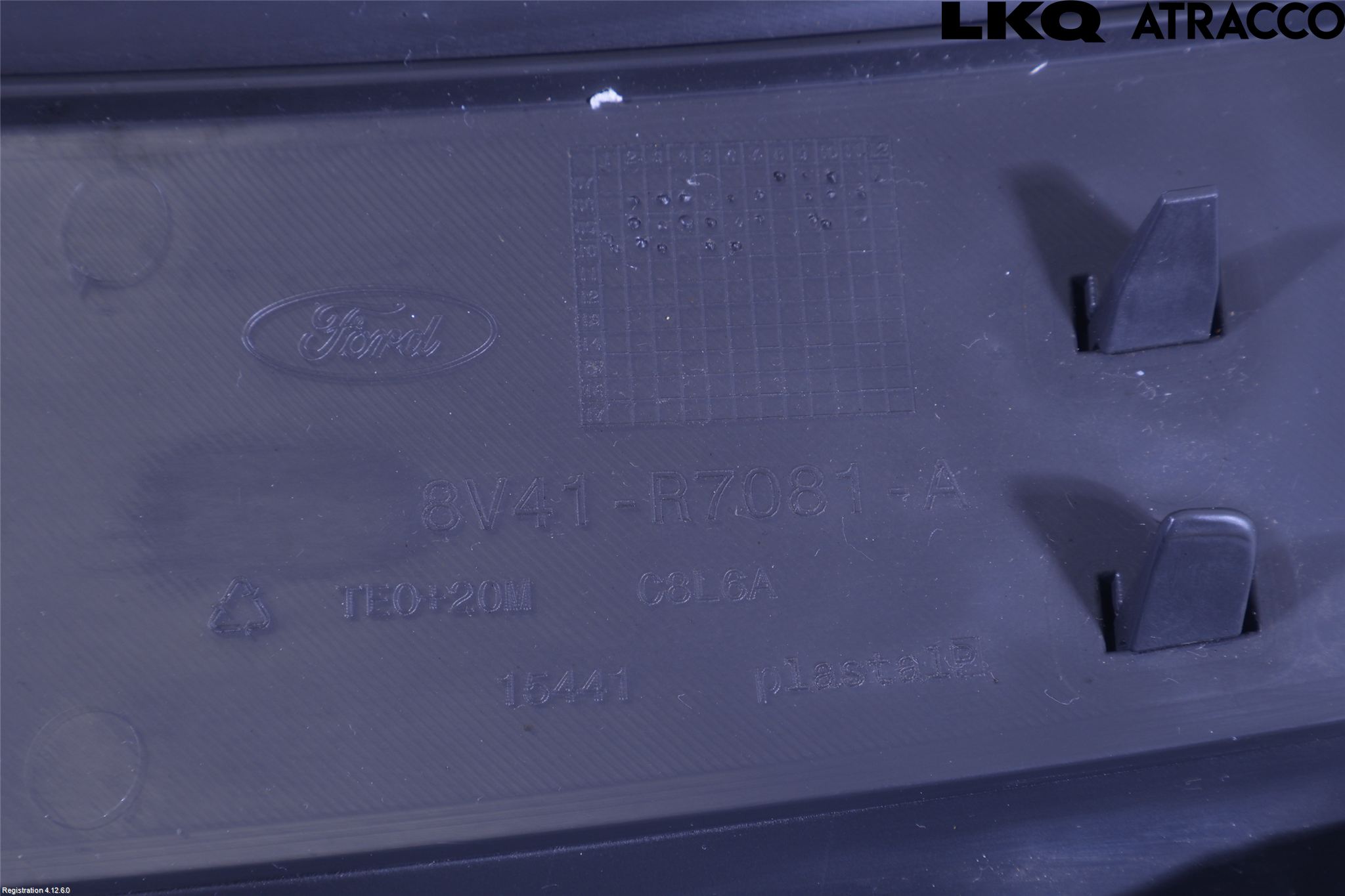 Ford KUGA 08-12 Grill Komp
