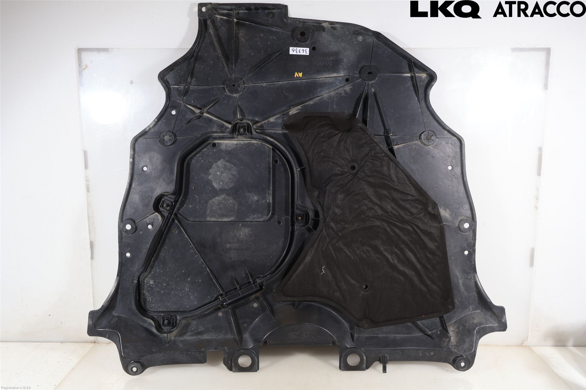 Toyota RAV4 19- Hasplåt Plåt-Plast