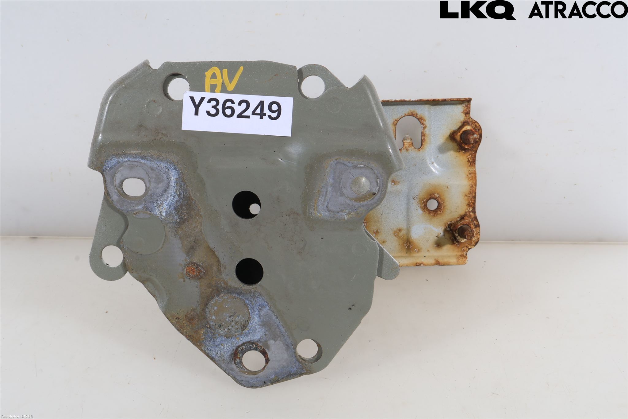 Toyota AURIS 13-19 Stötfångarbärjärn Bak