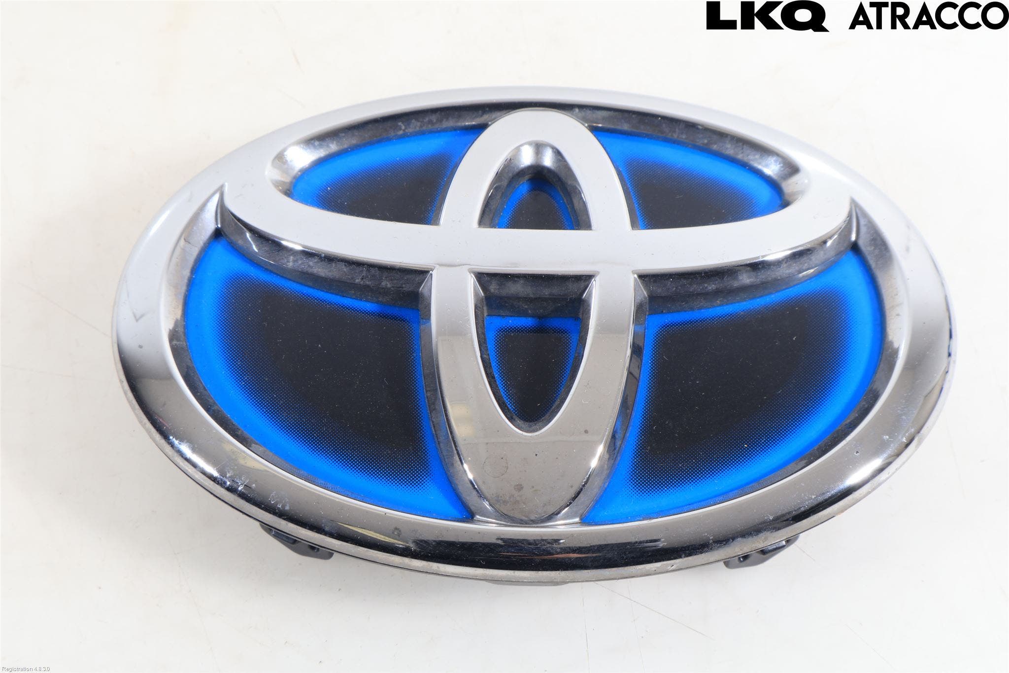 Toyota YARIS CROSS XP21 21- Emblem