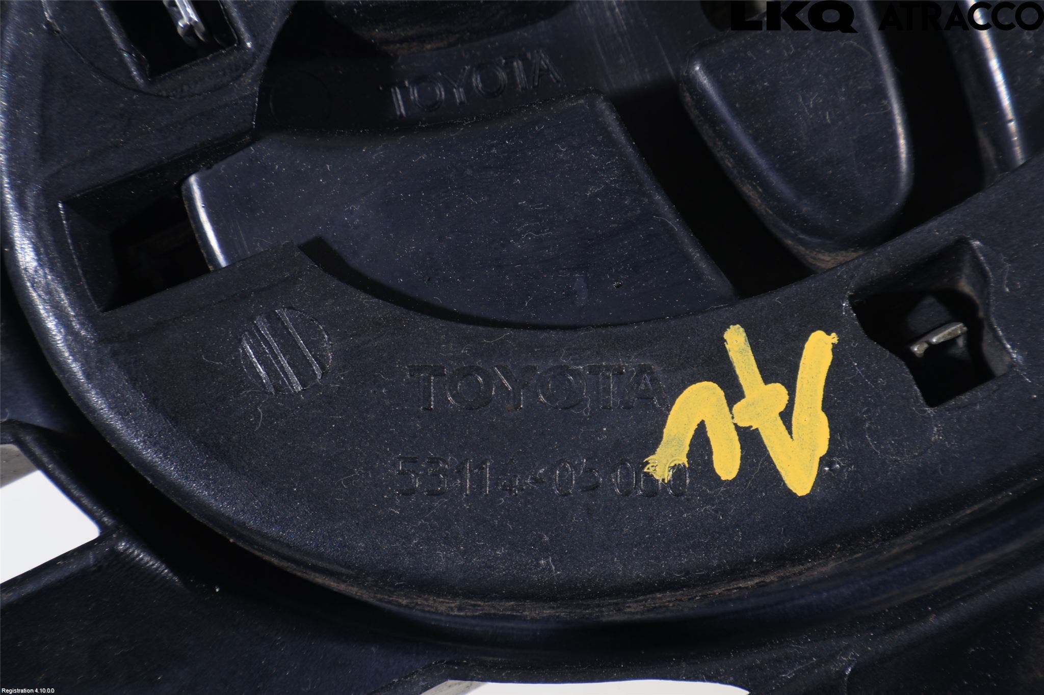 Toyota AVENSIS 03-06 Grill Komp