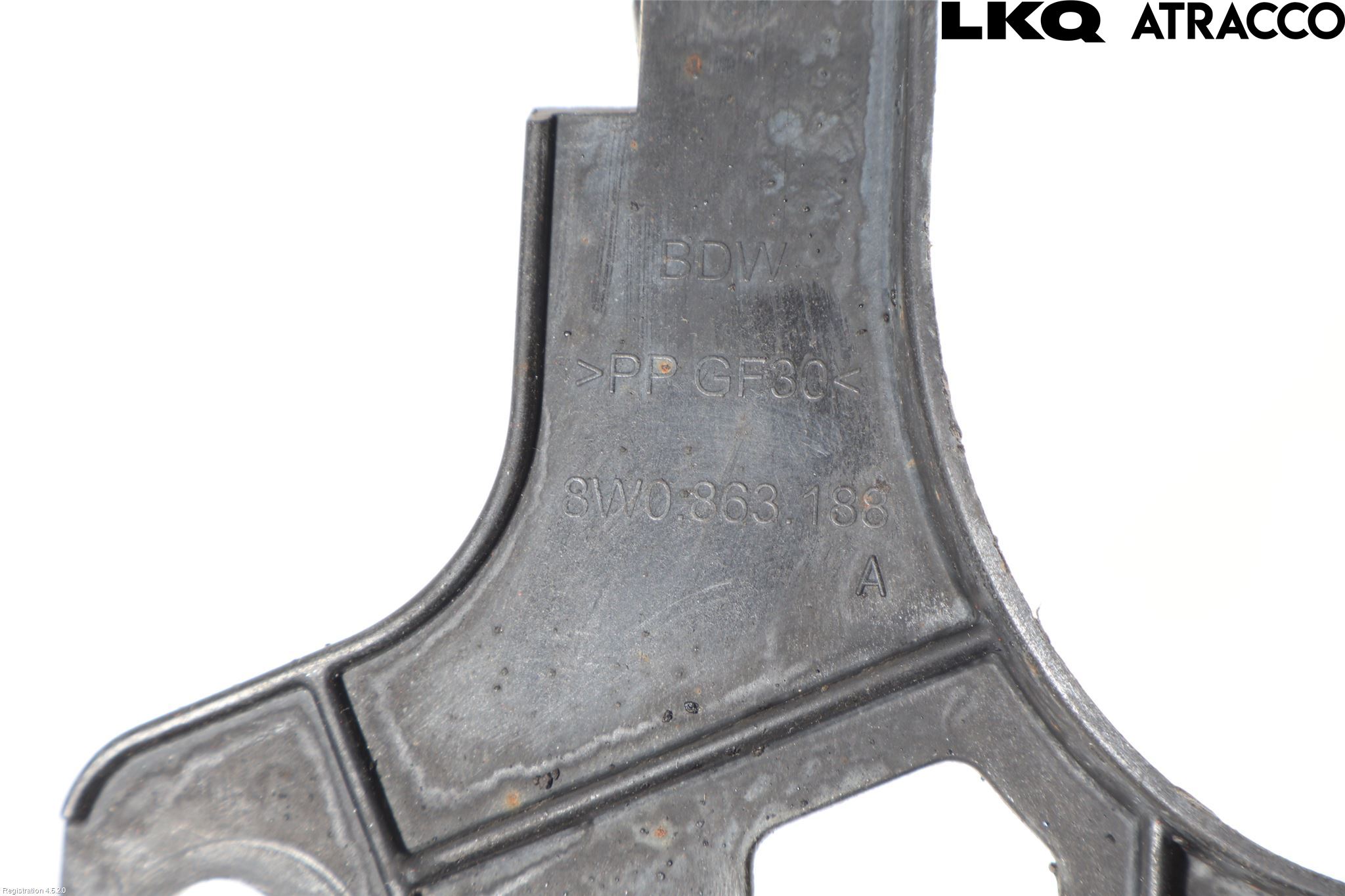 Audi A5 17- Hasplåt Plåt-Plast