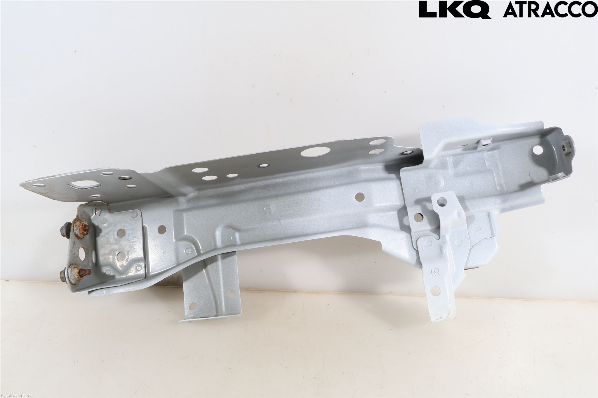 Toyota COROLLA 19- Kylarfäste-Ram-Balk