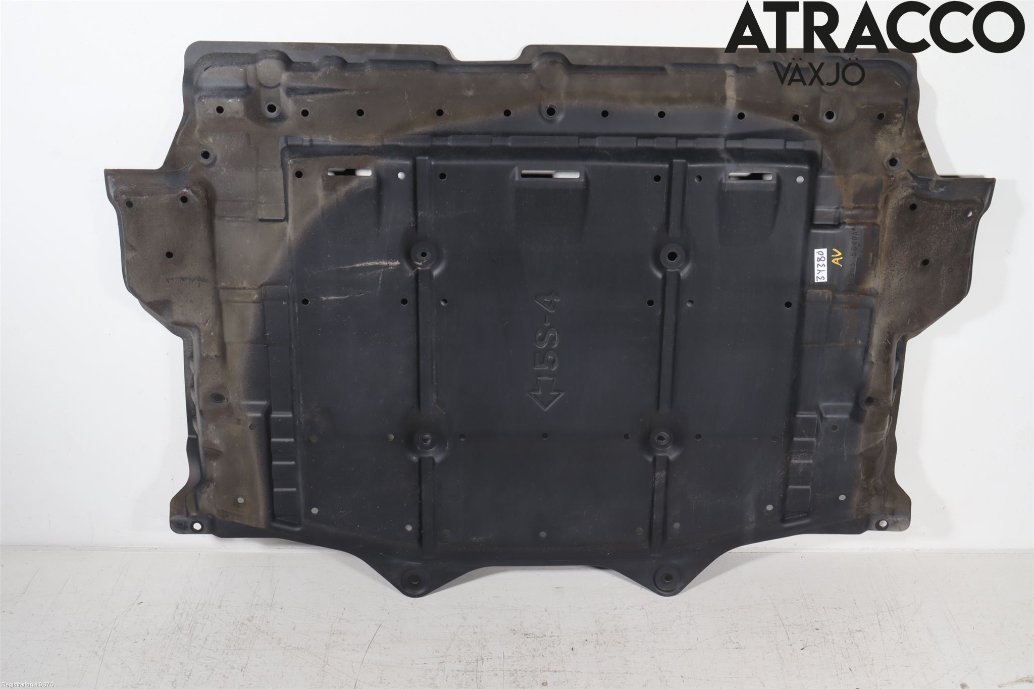 Nissan LEAF 18- Hasplåt Plåt-Plast