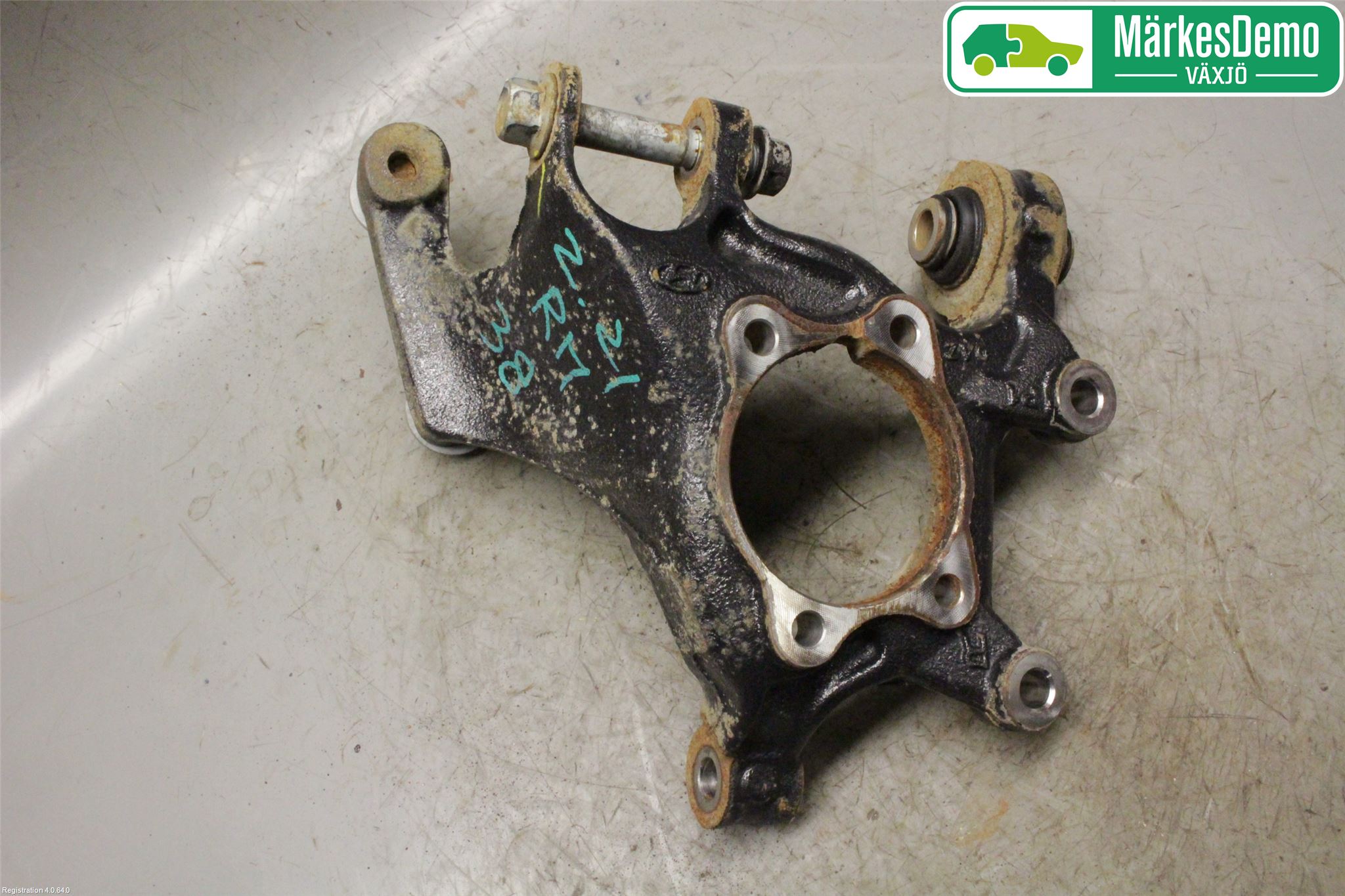 Hyundai i30 PD 17- Hjullagerhus-Spindel Hö B