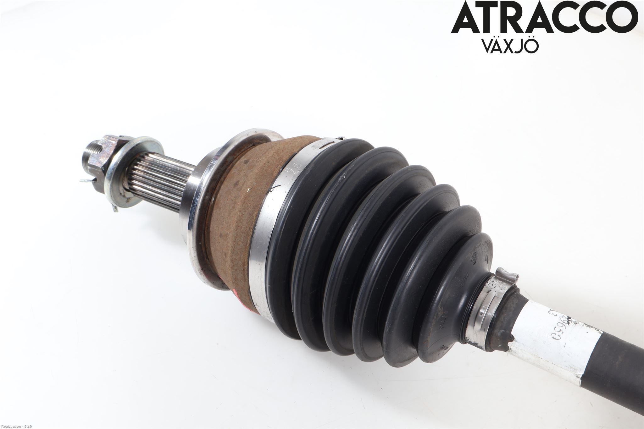 Isuzu D-MAX Drivaxel Fram Höger