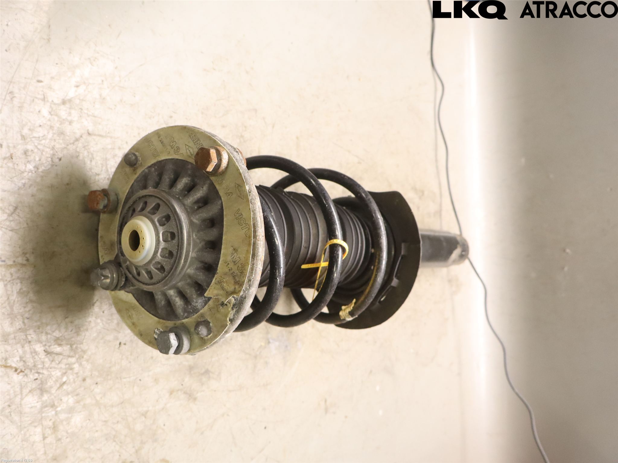 BMW 3 F30/F31/F80 12-19 Fjäderben Fram Höger