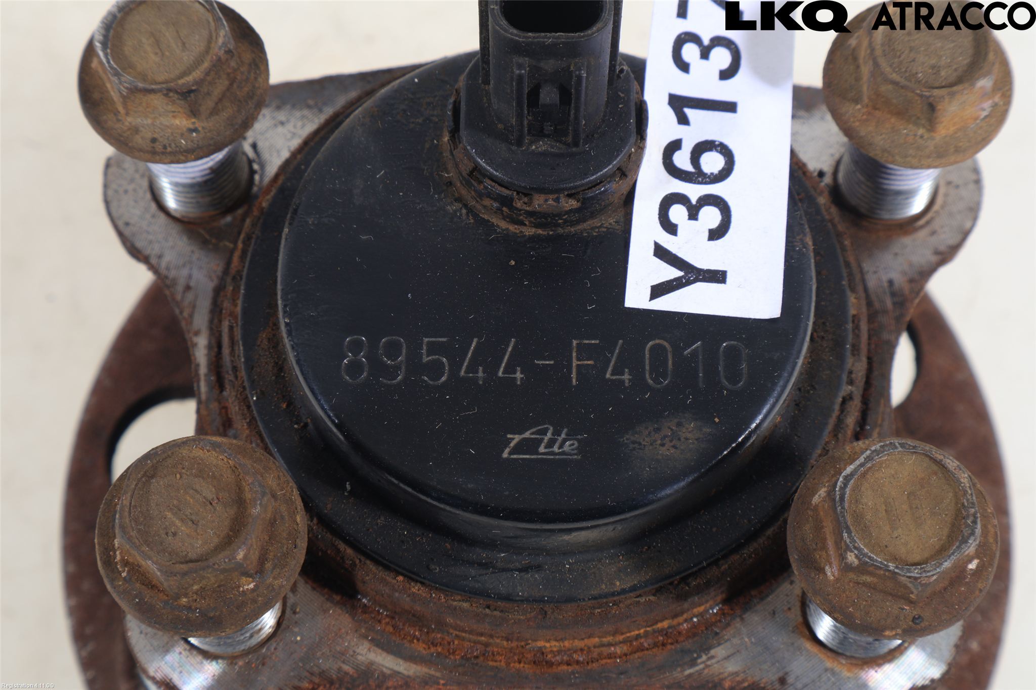 Toyota YARIS XP21 20- Nav Bak