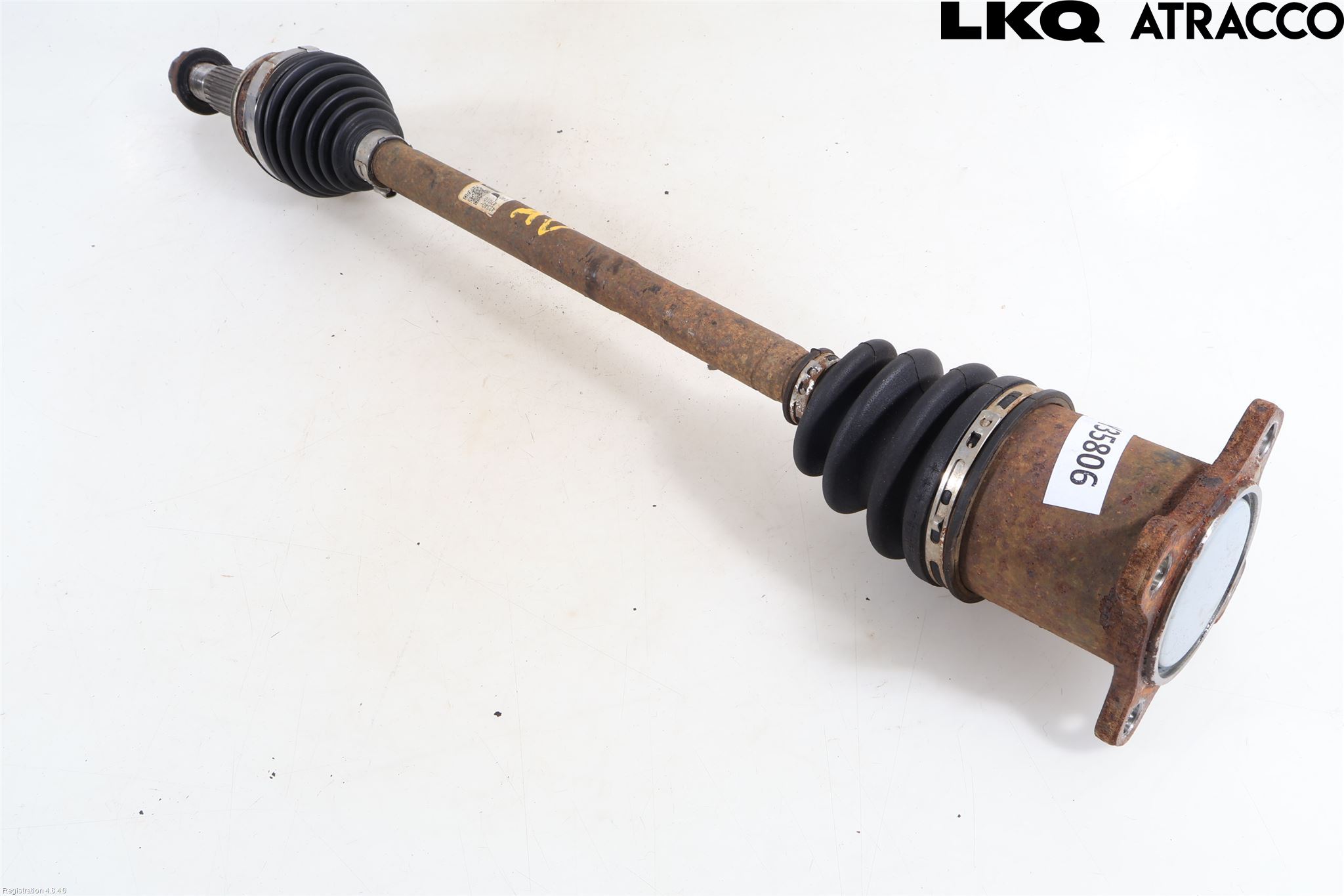 Toyota YARIS CROSS XP21 21- Drivaxel Bak Vänster
