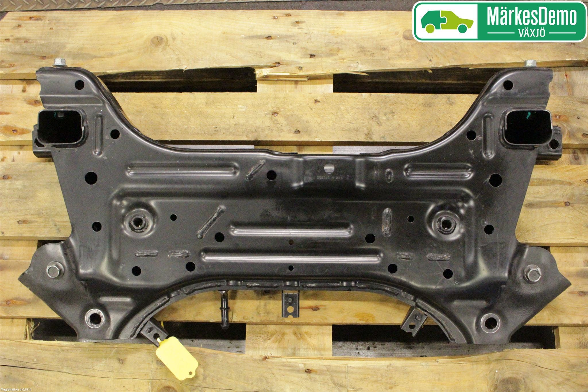 Hyundai i20 GB 15-20 Framvagnsbalk